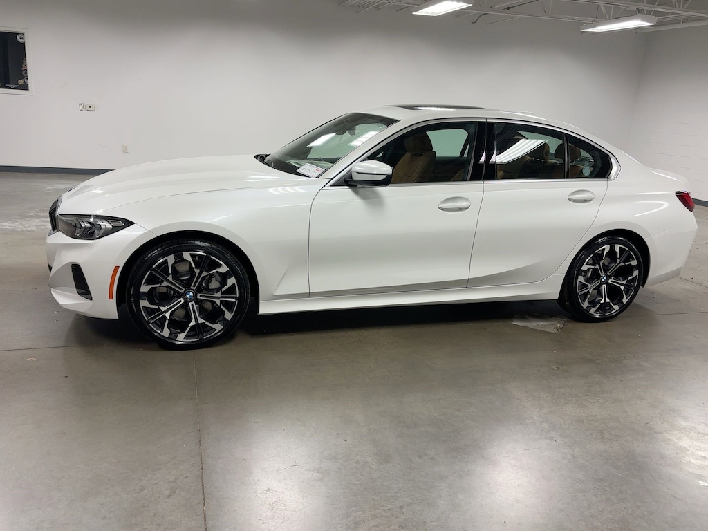 New 2026 BMW 330i NA Sedan