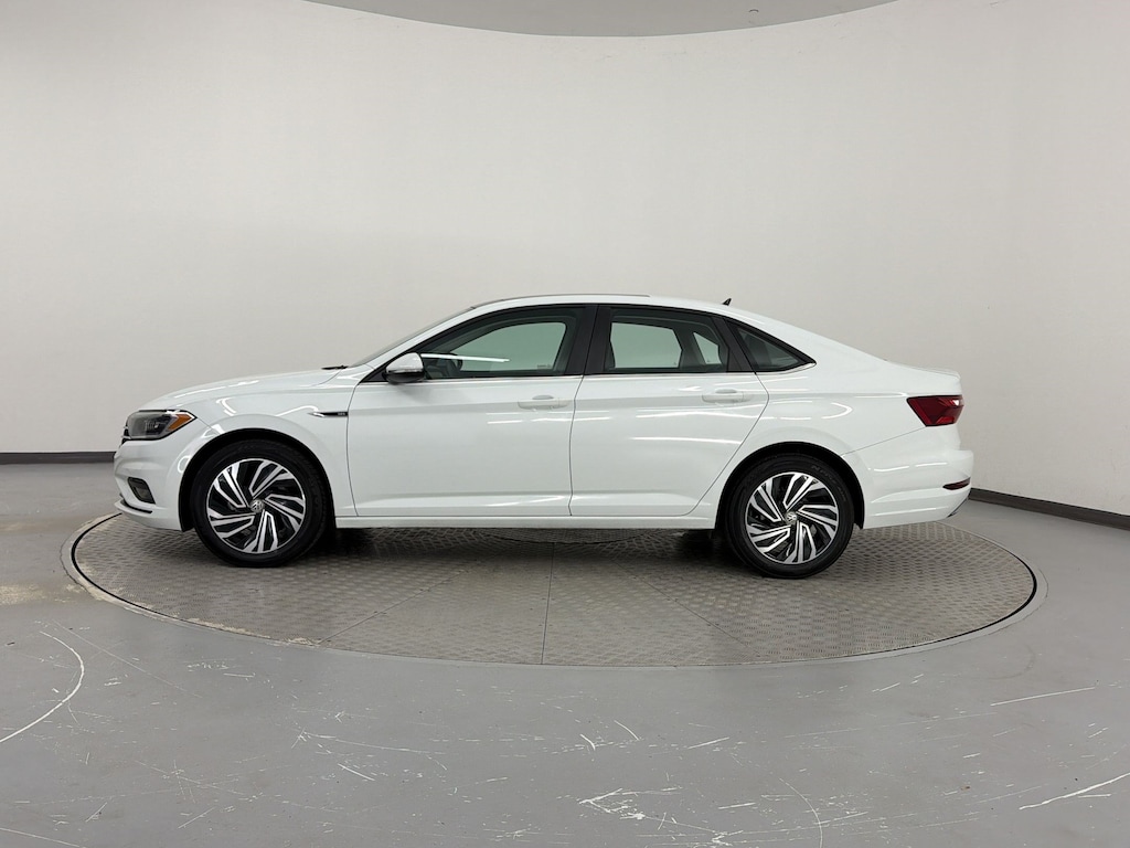 Used 2021 Volkswagen Jetta SEL Premium Sedan