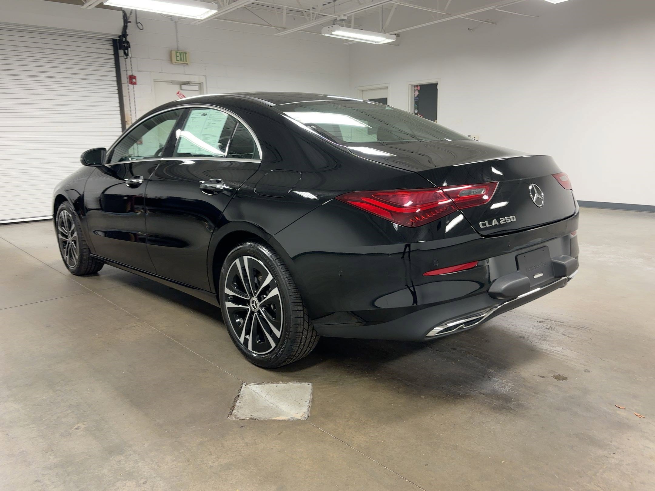 2025 Mercedes Benz CLA 250 photo 2