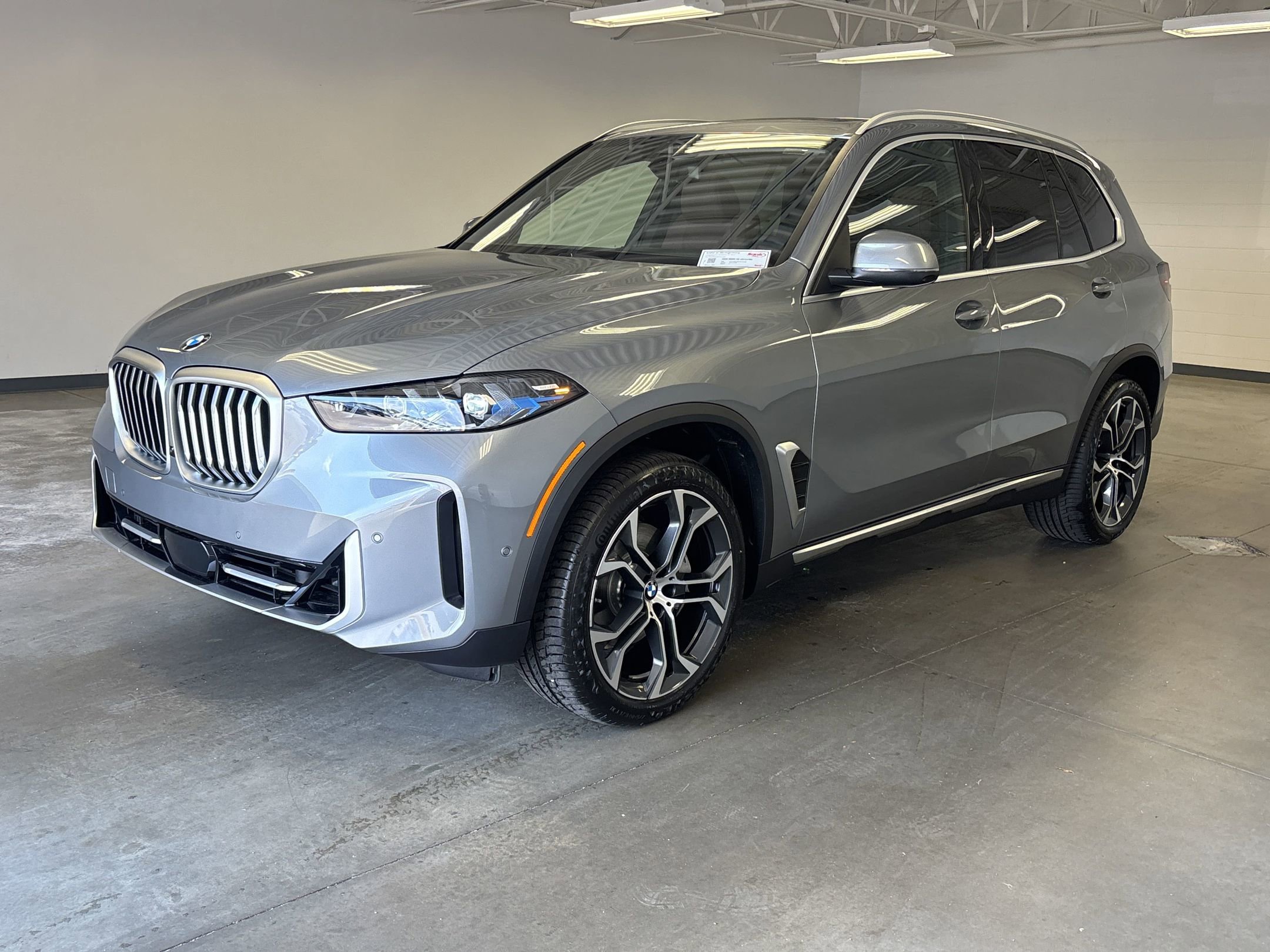 2026 Bmw X5 sDrive40i photo 2