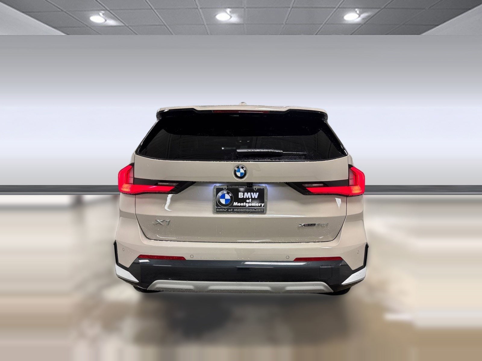 2026 BMW X1 xDrive28i photo 3