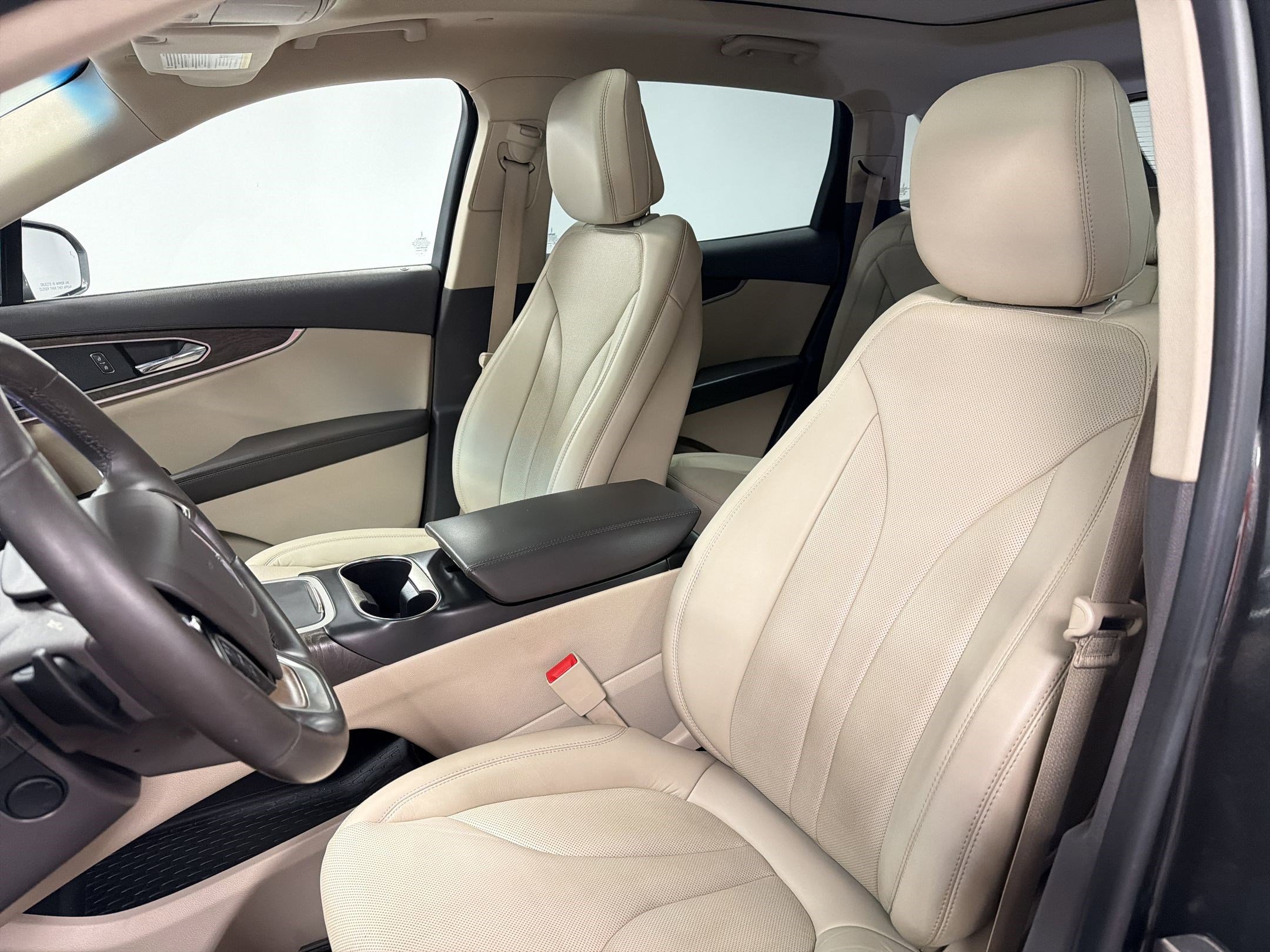 2020 Lincoln Nautilus Reserve photo 4