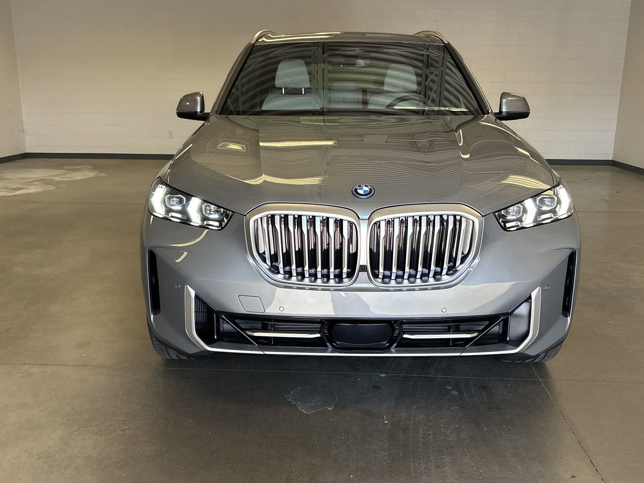 2026 Bmw X5 xDrive50e photo 4