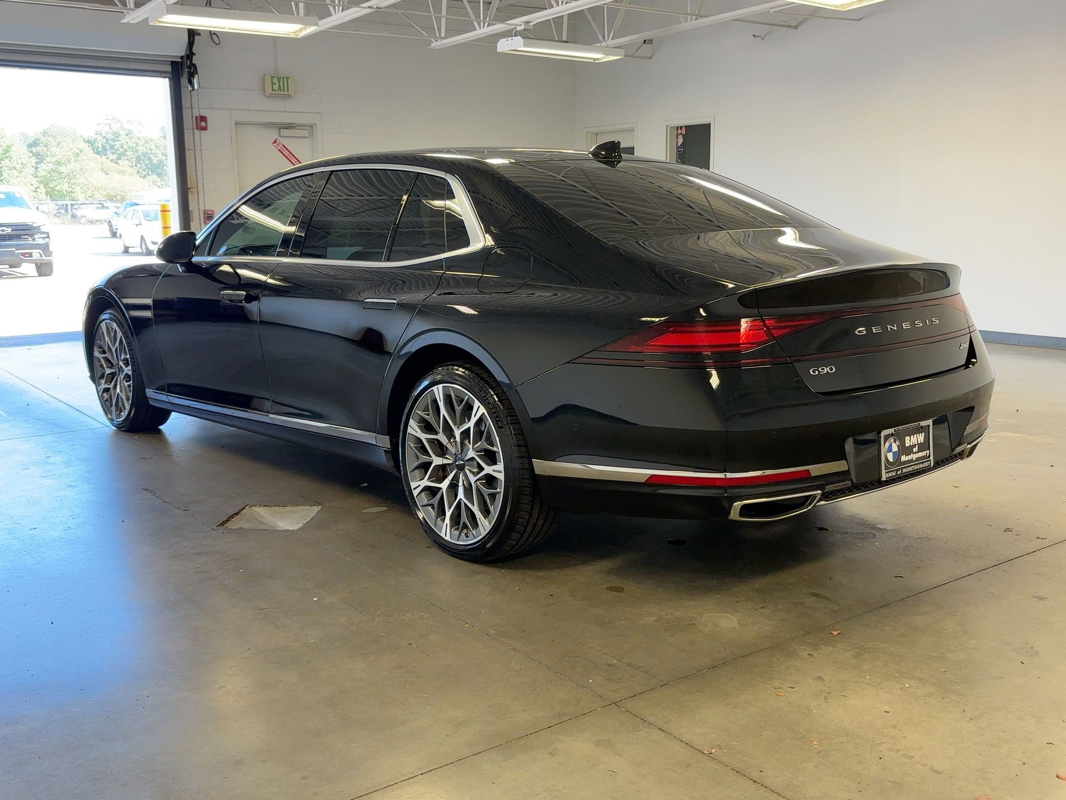 2024 Genesis G90 3.5T E-Supercharger photo 3