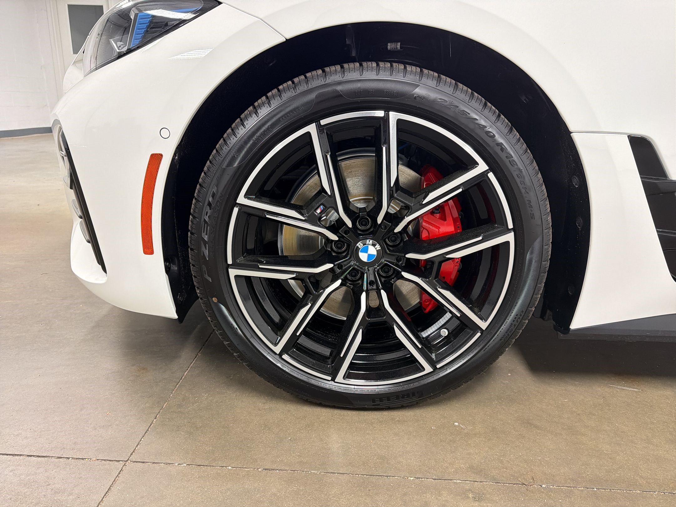 2026 BMW i4 40 - Photo 11