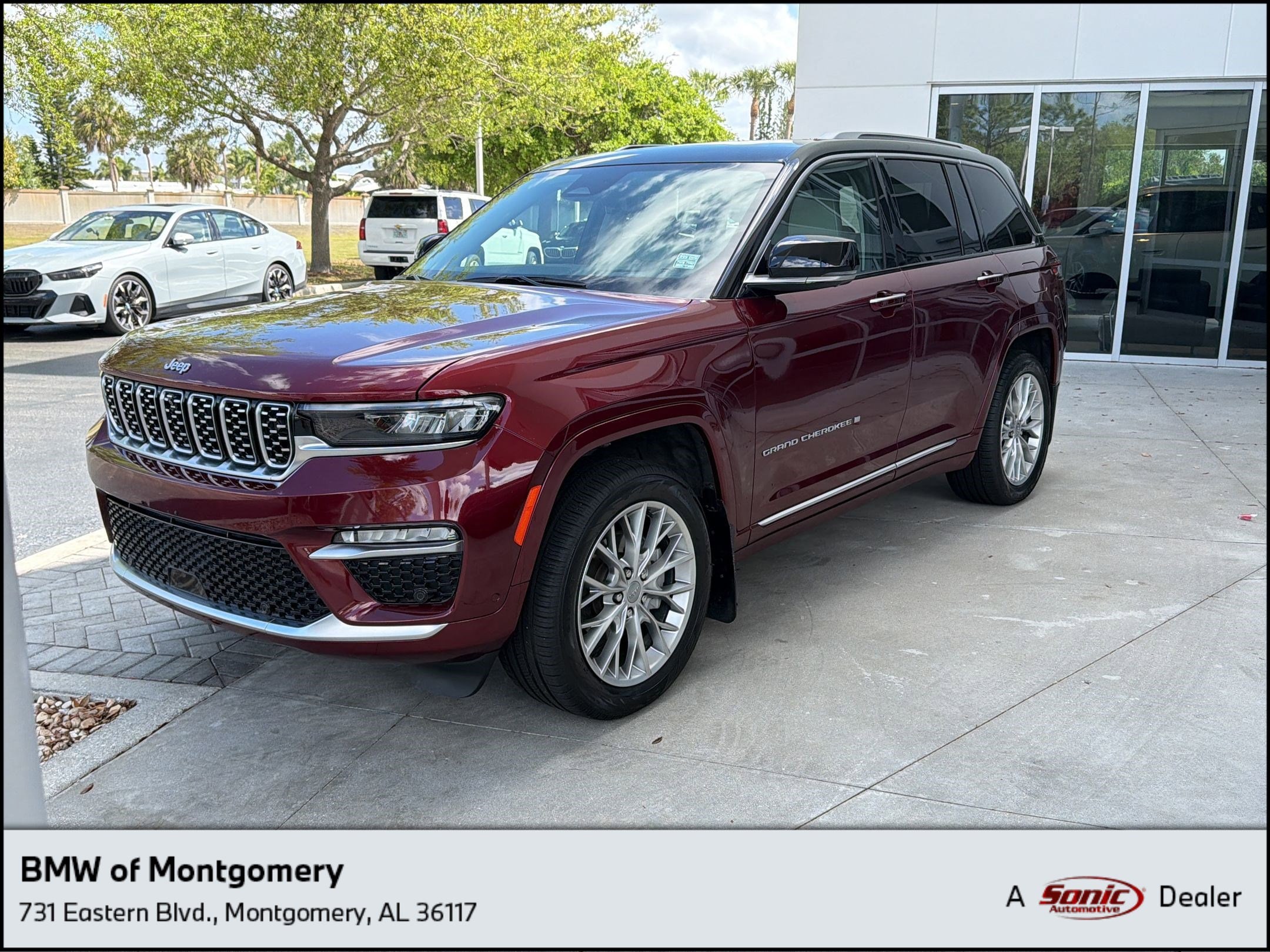 2023 Jeep Grand Cherokee Summit 4x4's photo