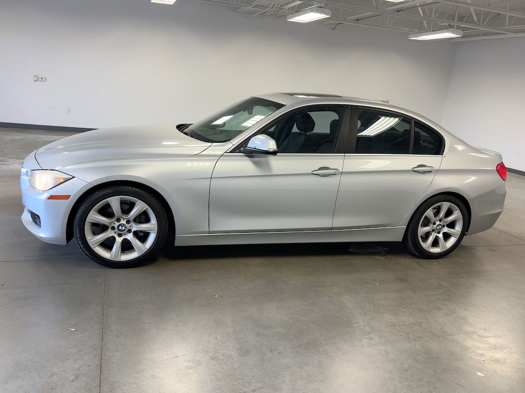 Used 2015 BMW 320i  Sedan