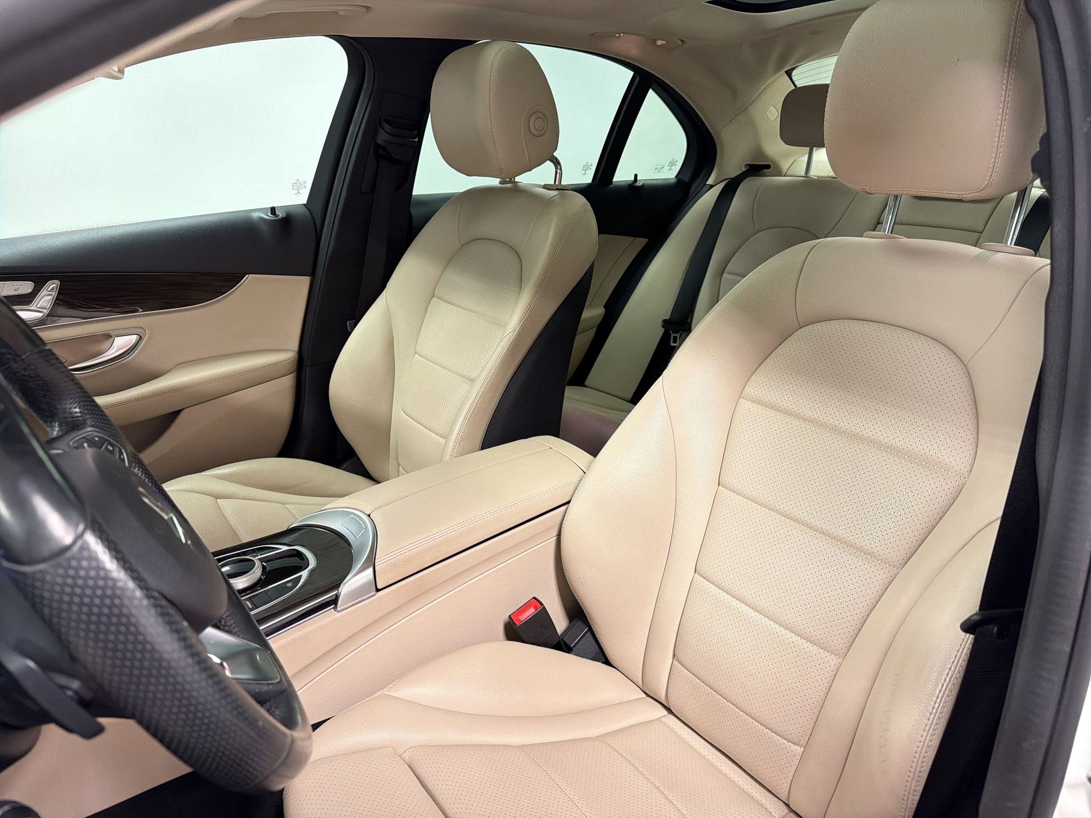 2018 Mercedes-Benz C-Class C 300 photo 4