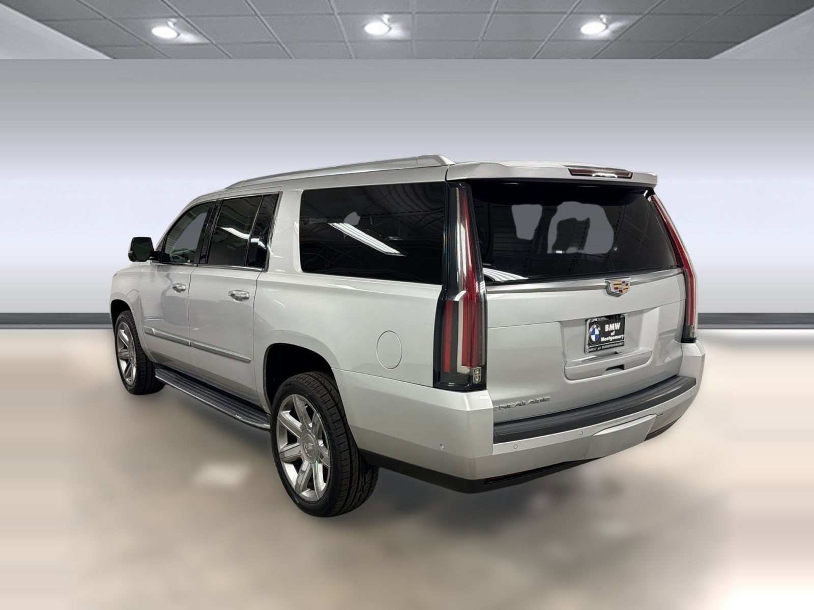 2020 CADILLAC Escalade ESV Luxury photo 2