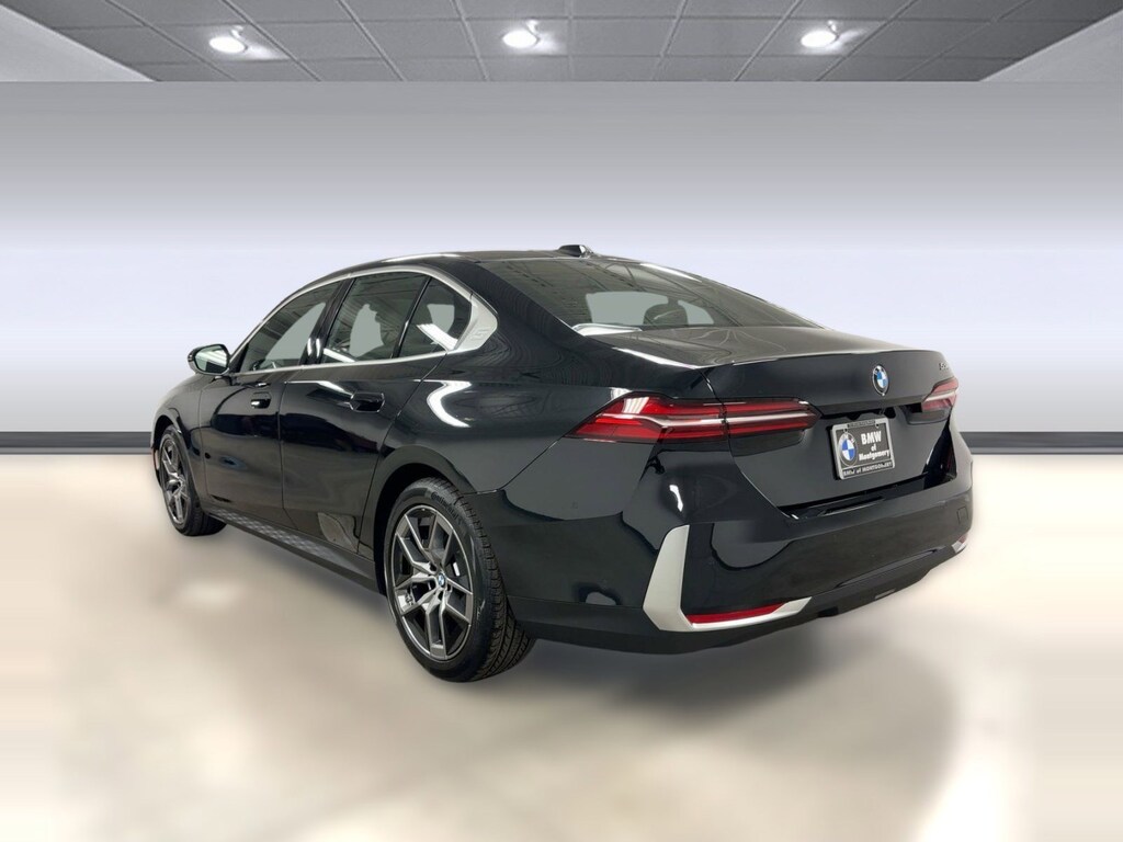 New 2026 BMW 530i Sedan