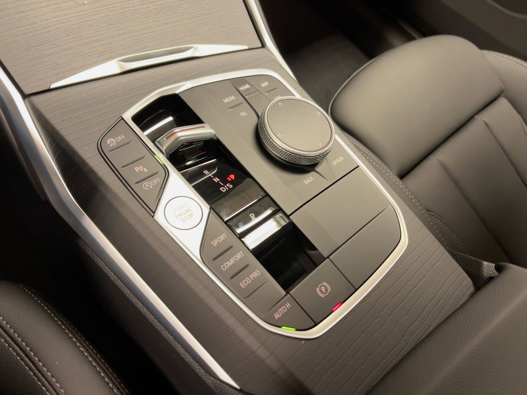 2026 BMW 3 Series 330i - Photo 26
