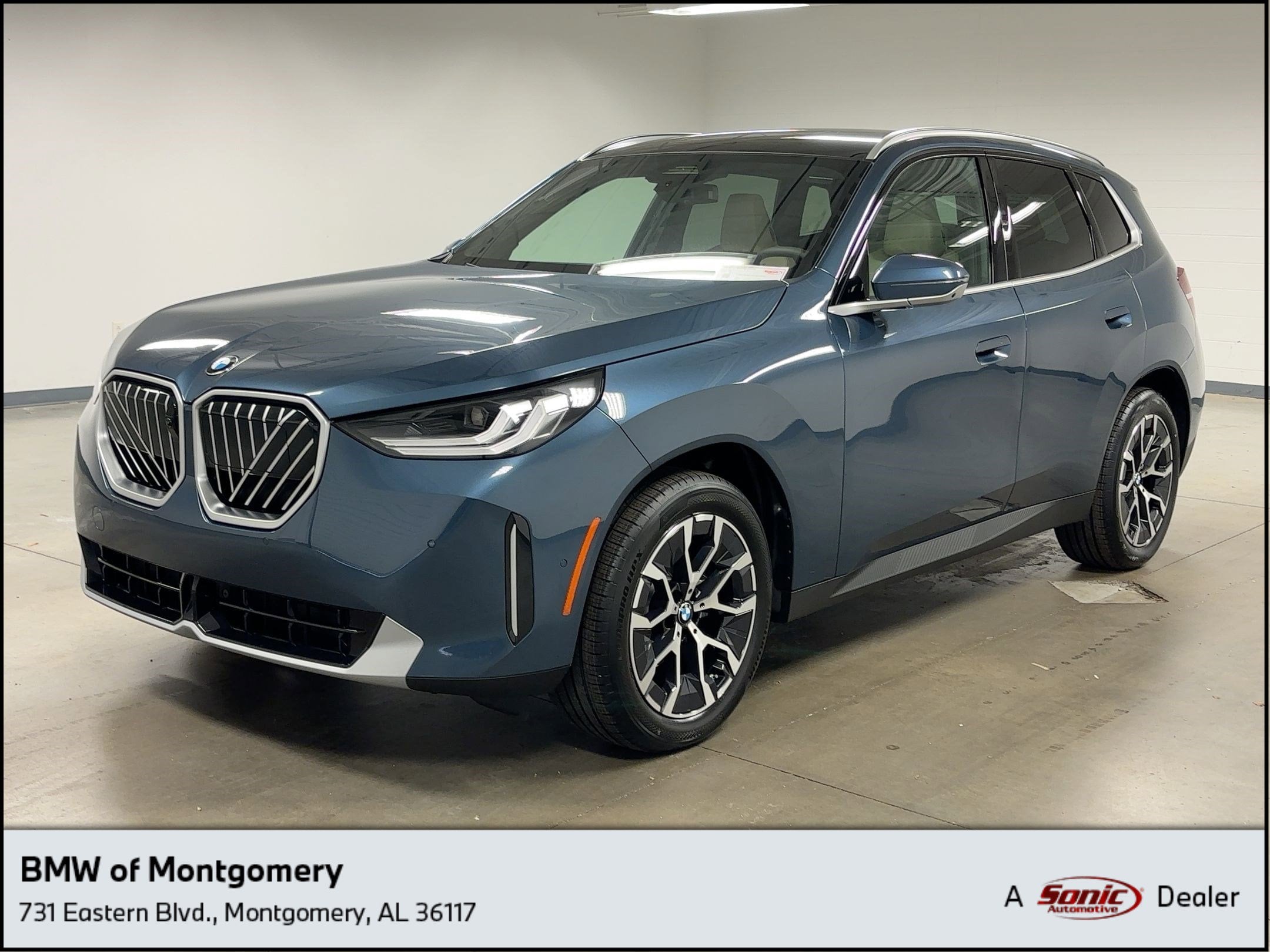 2026 BMW X3 30's photo