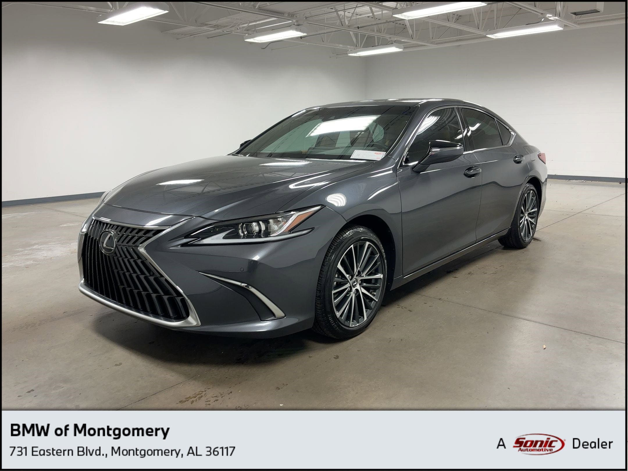 2025 Lexus ES 350's photo