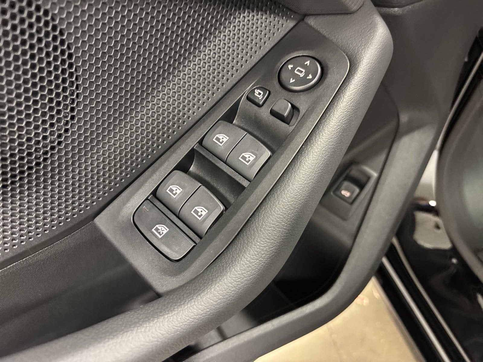 2024 BMW 2 Series 228i - Photo 27