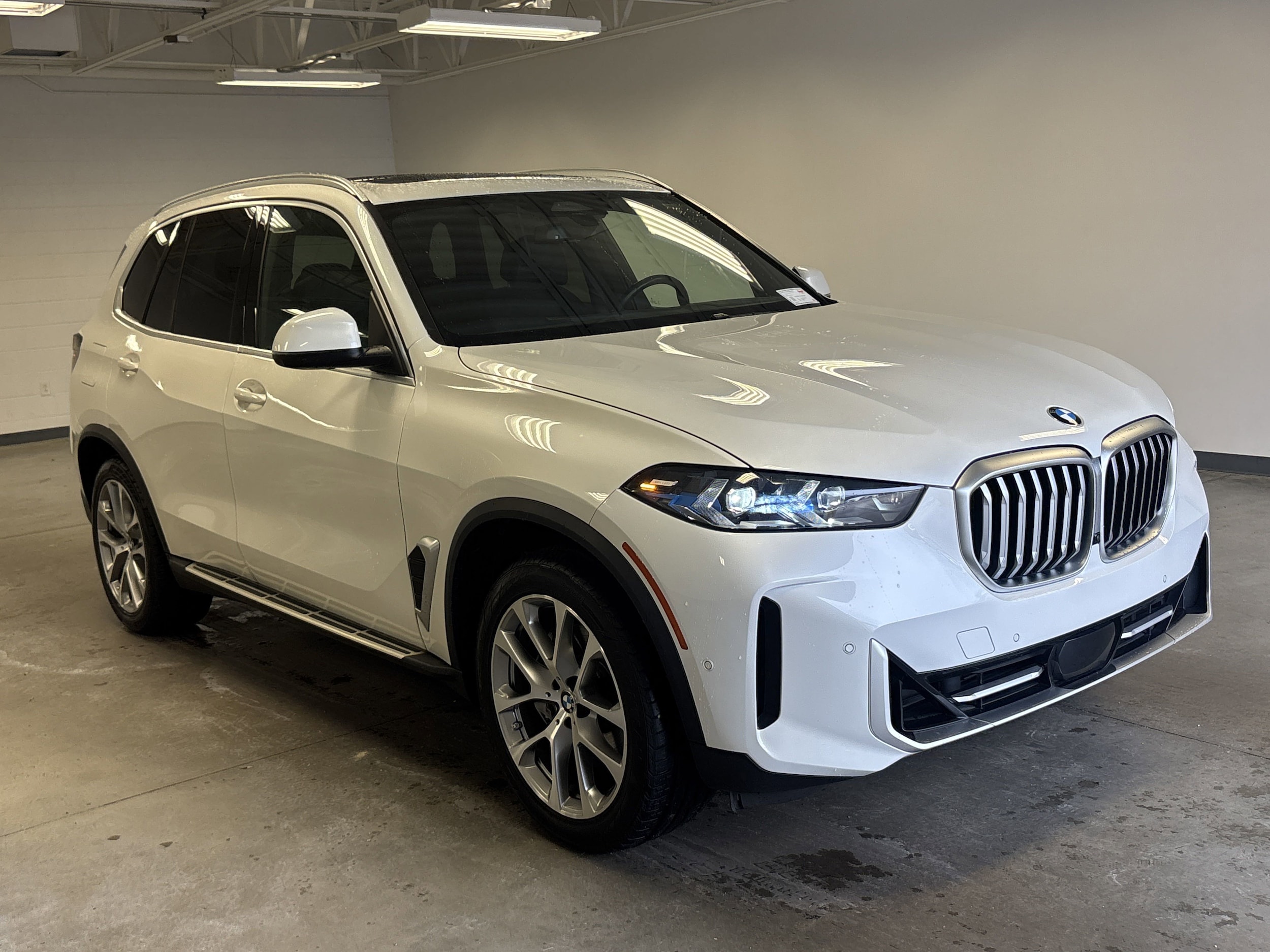 Used 2024 BMW X5 40i with VIN 5UX13EU07R9T34603 for sale in Montgomery, AL