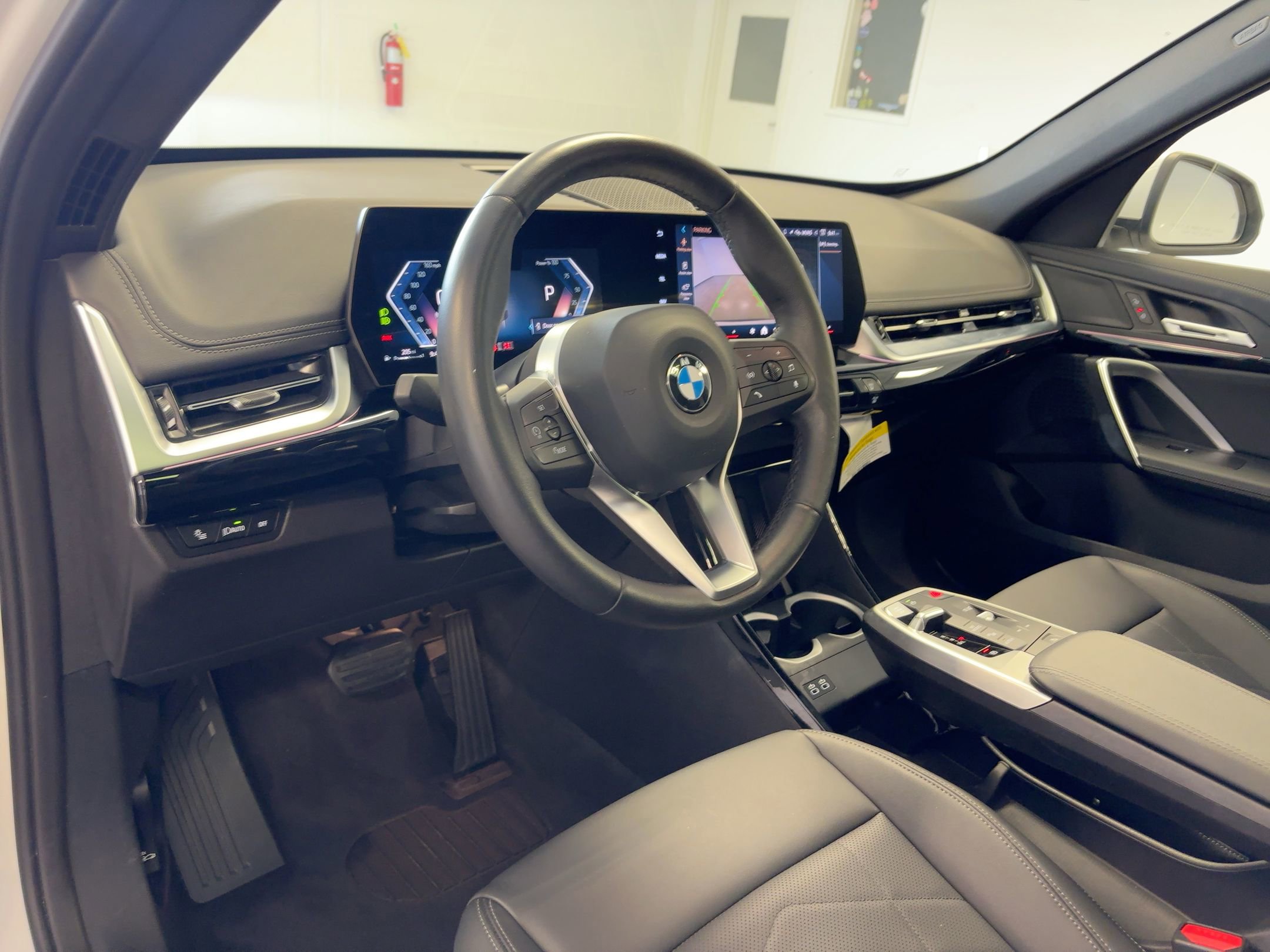 2025 Bmw X1 XDrive28i photo 4
