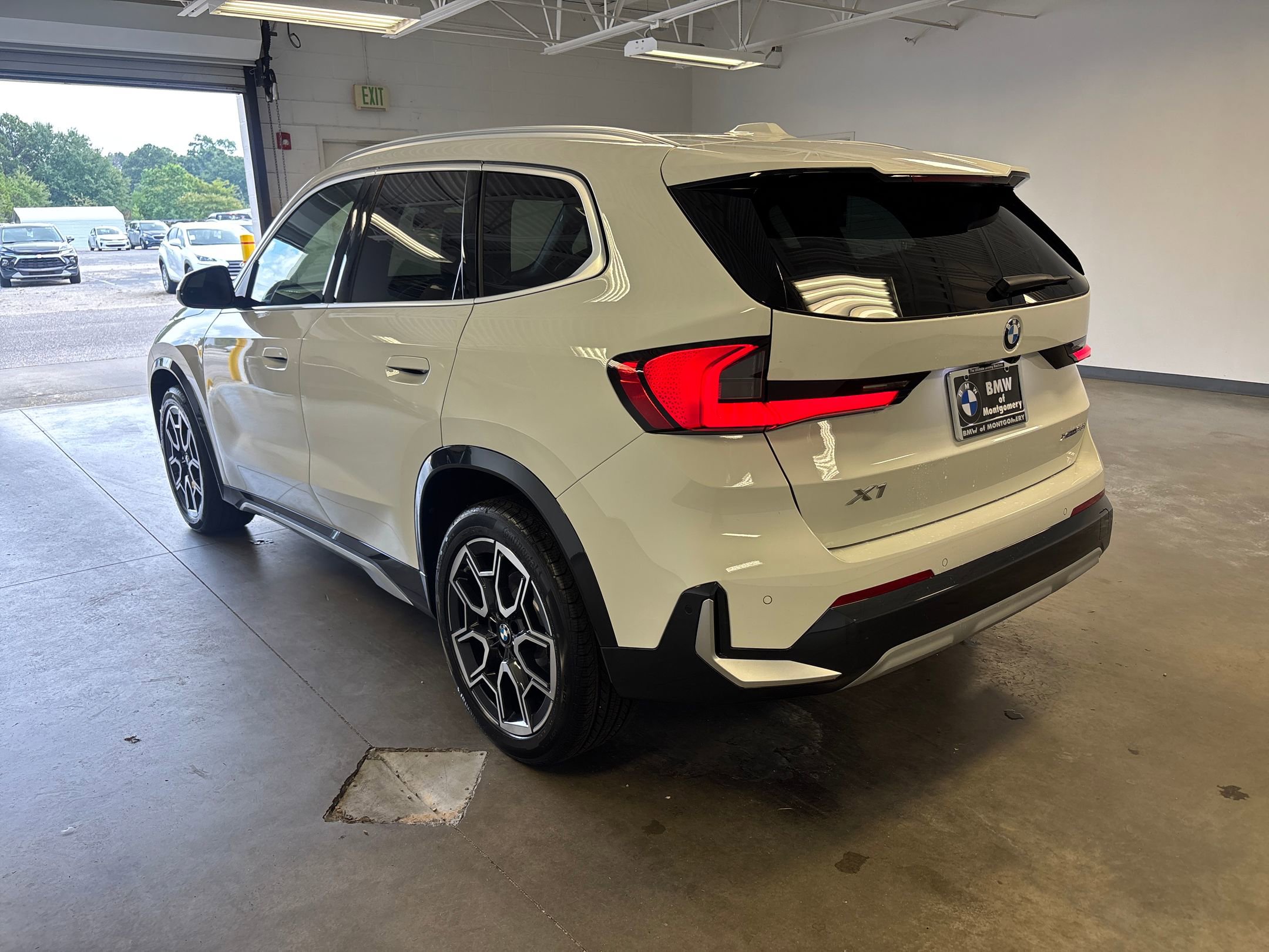 2026 Bmw X1 XDrive28i photo 3