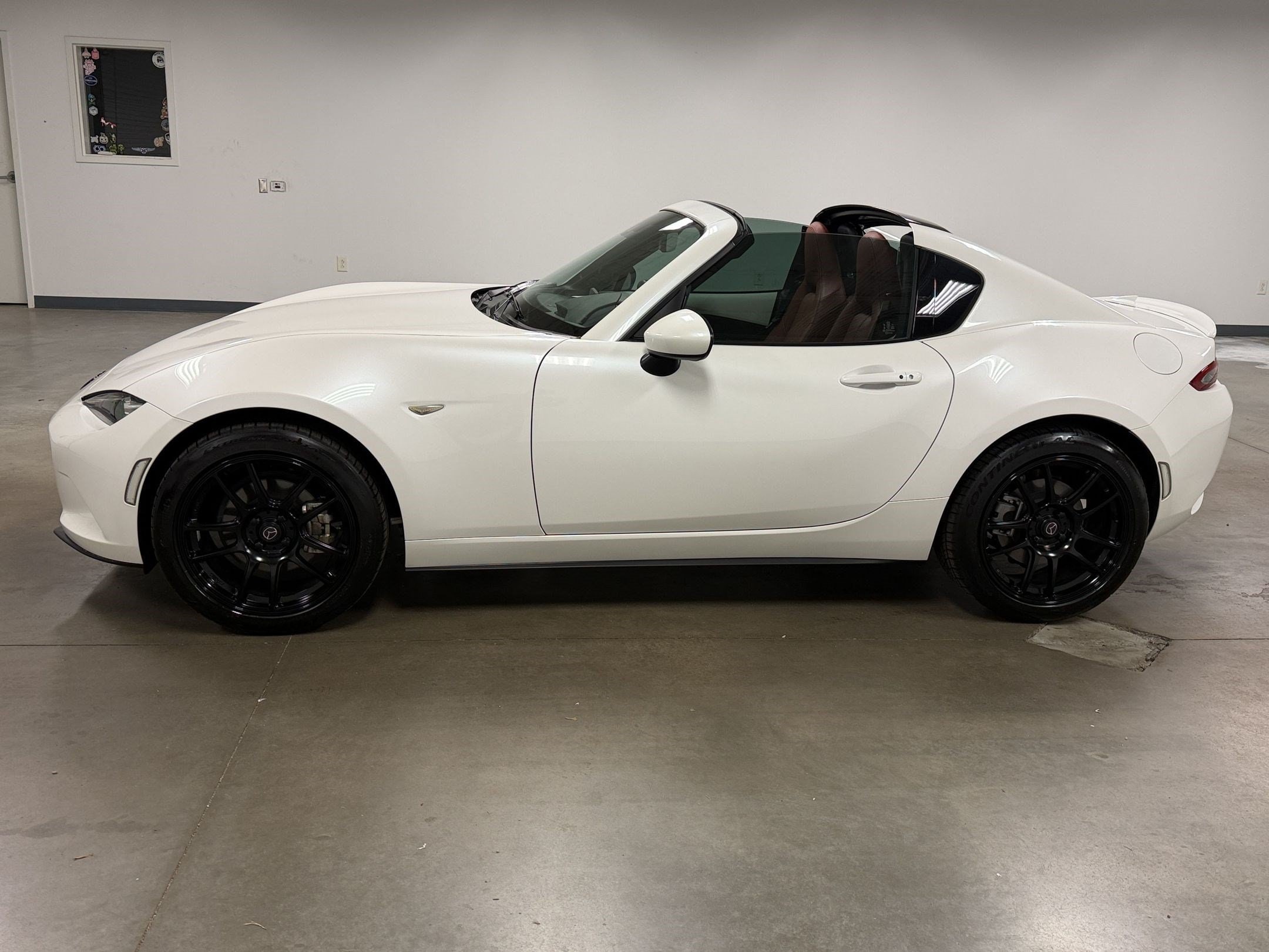 2023 Mazda MX-5 Miata RF Grand Touring Convertible