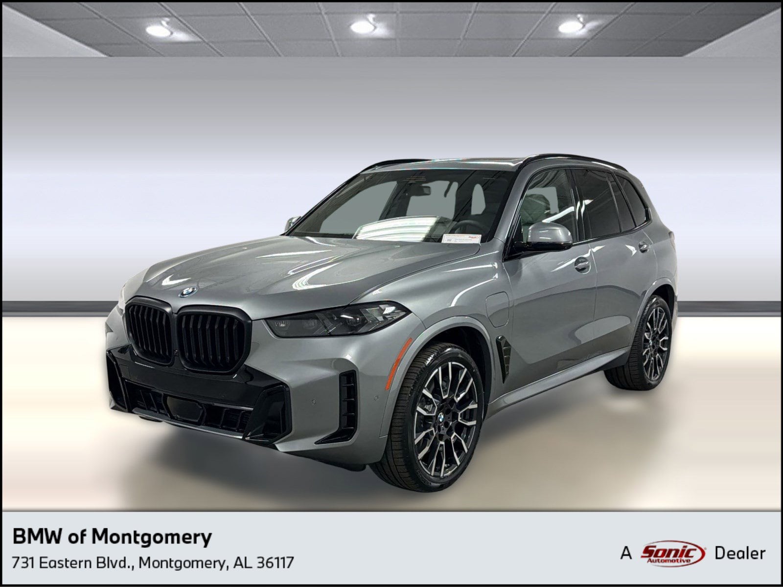 2026 BMW X5 xDrive50e's photo
