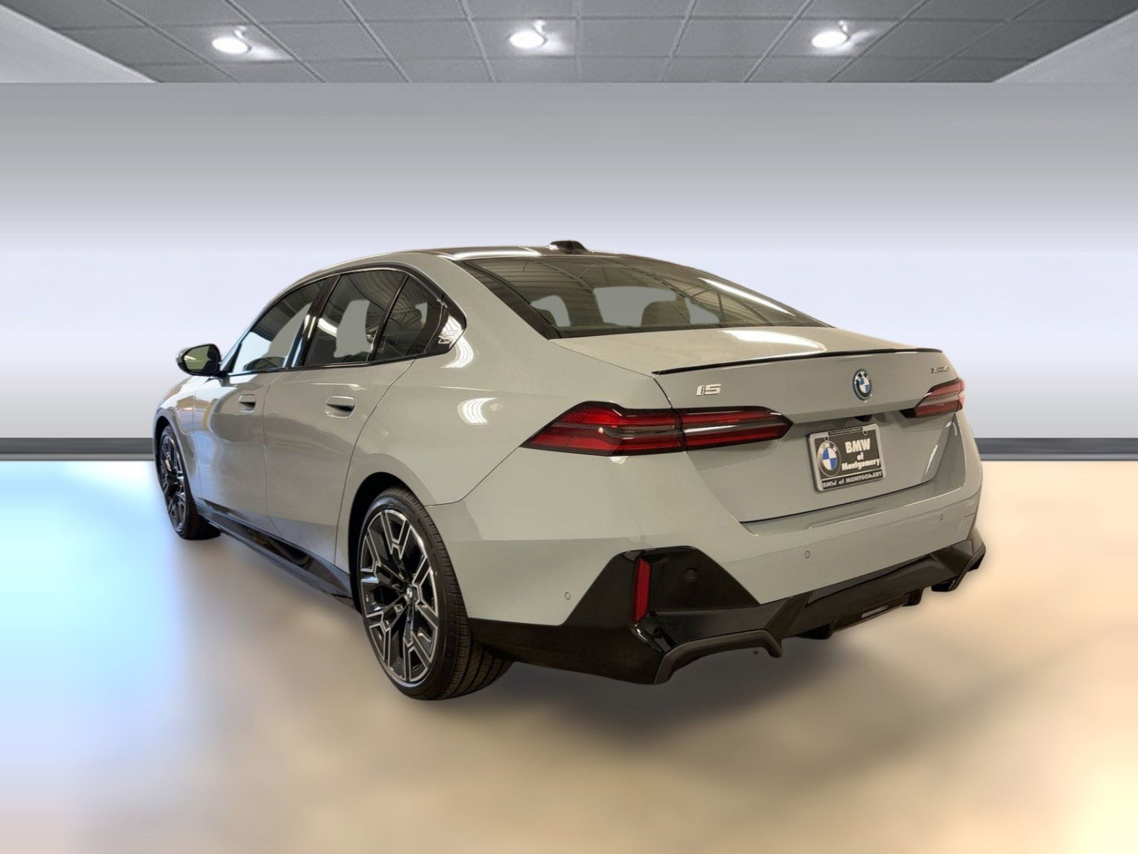 2026 BMW i5 xDrive40 photo 2