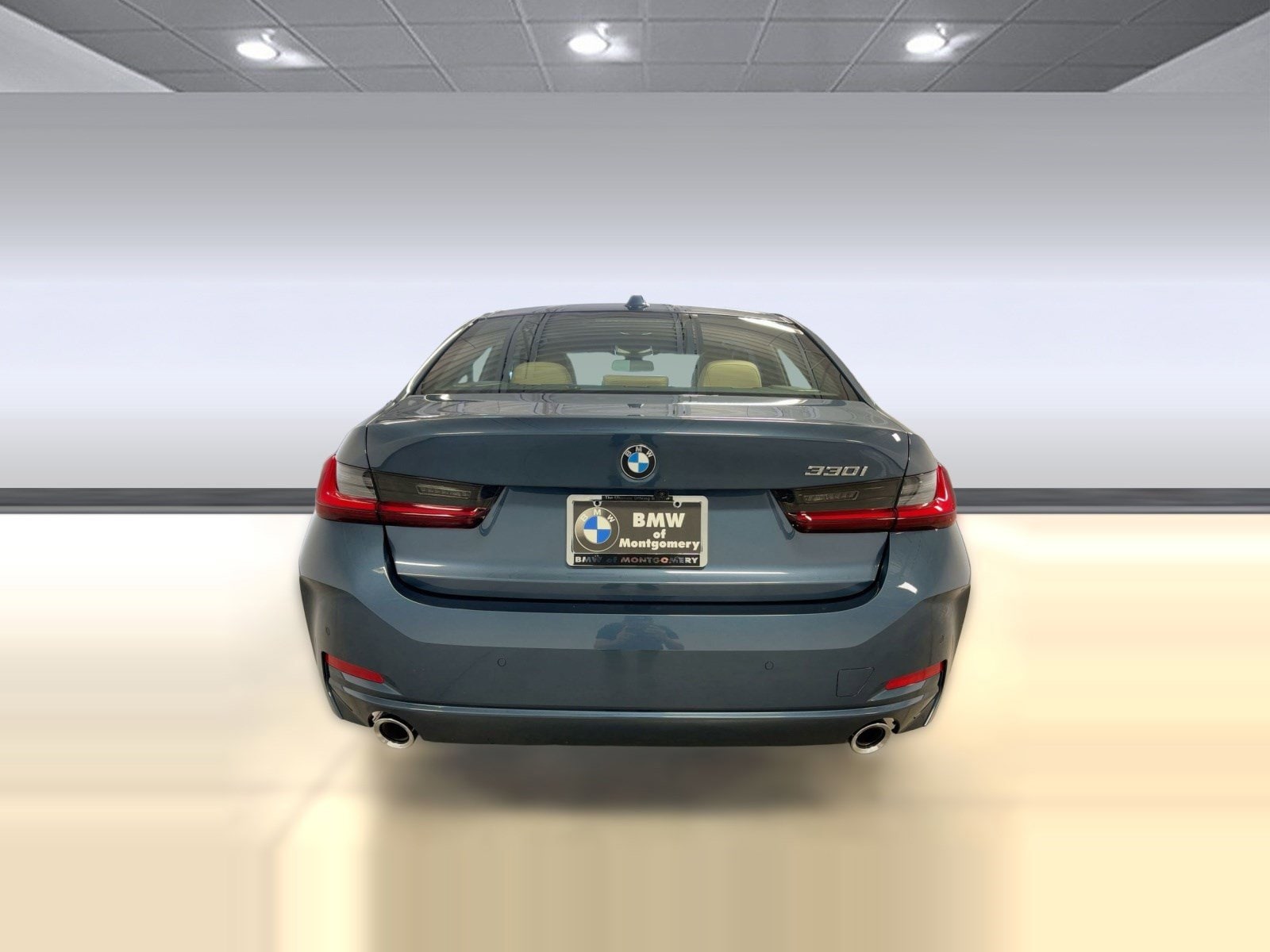 2026 BMW 3 Series 330i - Photo 9