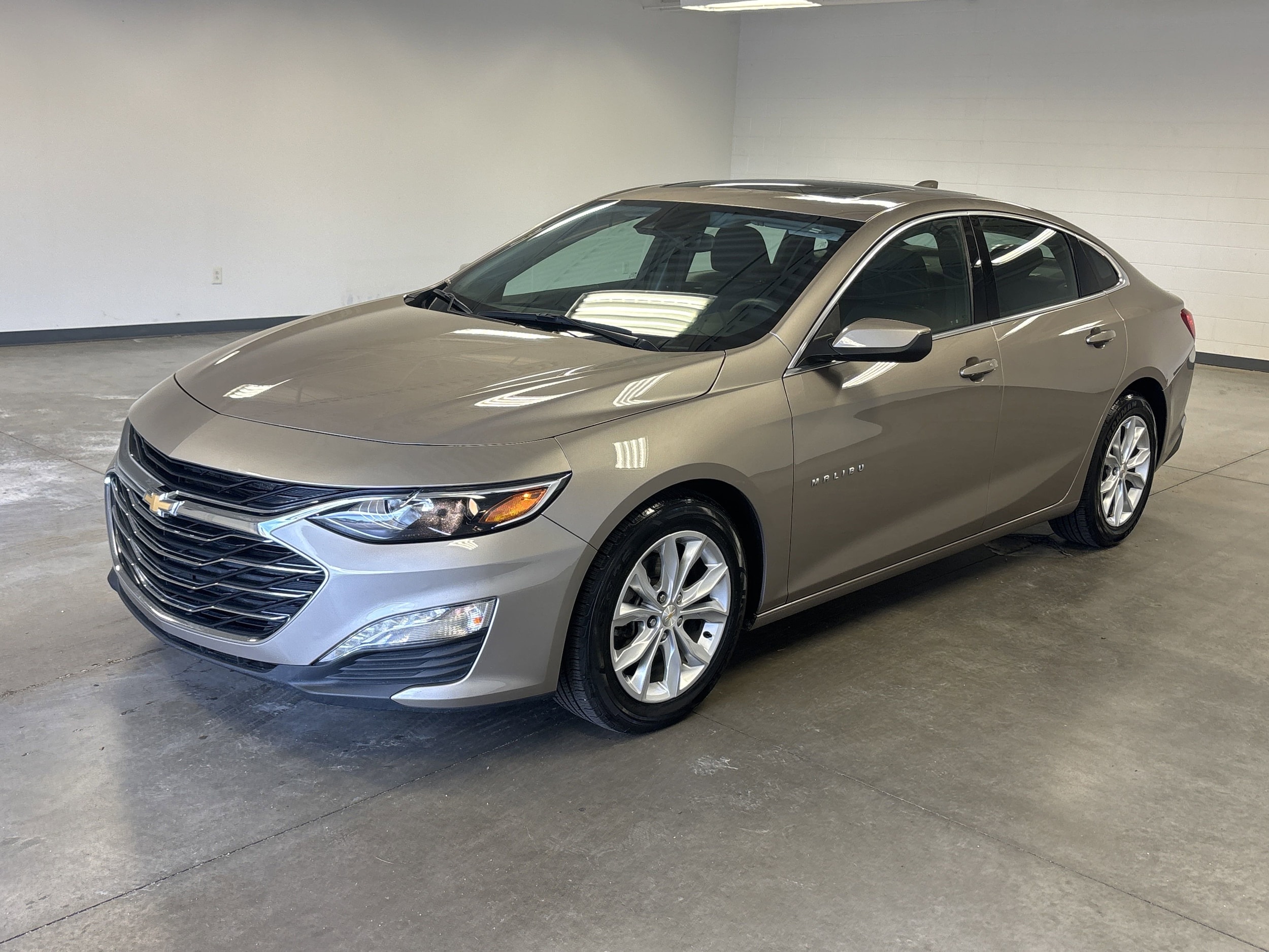 Used 2023 Chevrolet Malibu 1LT with VIN 1G1ZD5ST2PF207022 for sale in Montgomery, AL