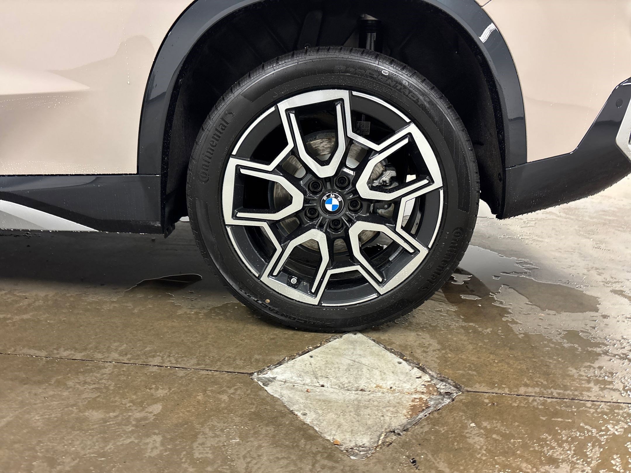 2026 BMW X1 28i - Photo 21