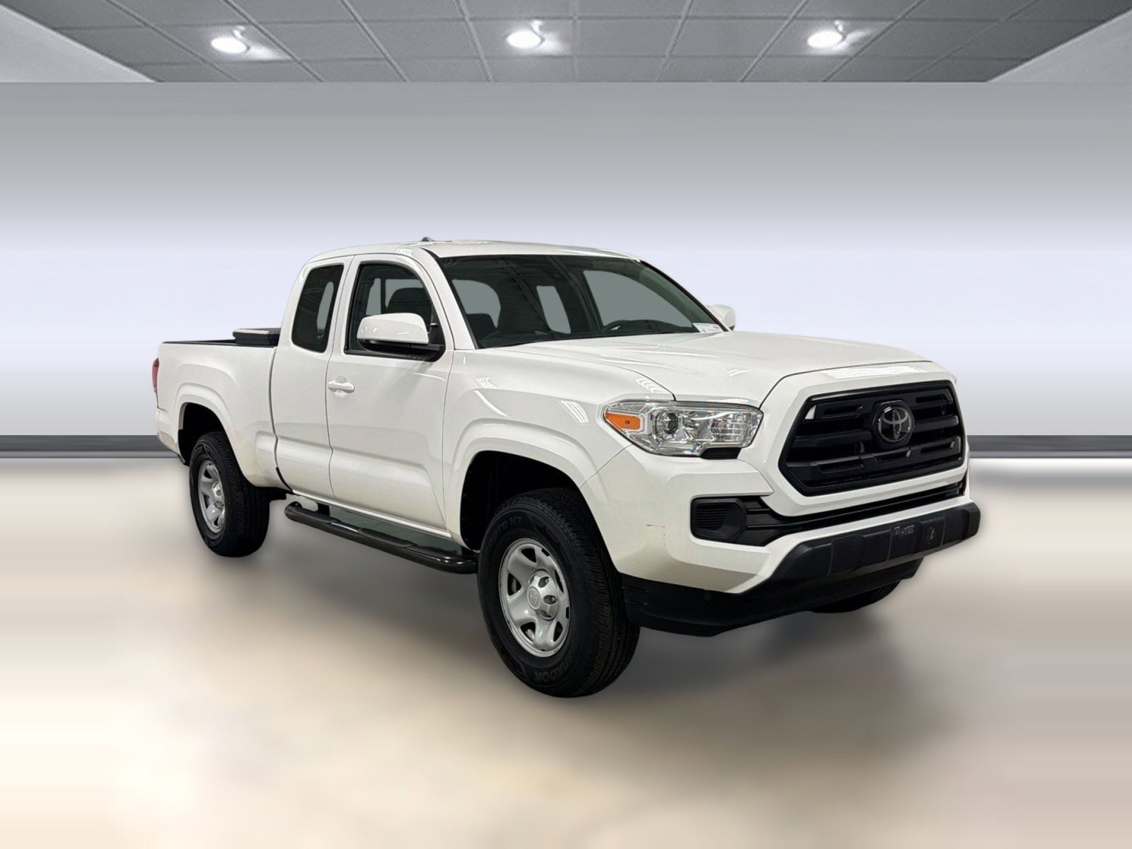 2018 Toyota Tacoma SR photo 4