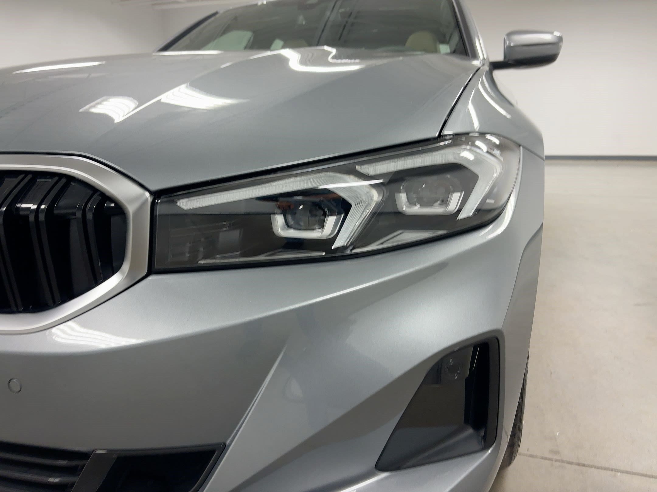 2026 BMW 3 Series 330i - Photo 10