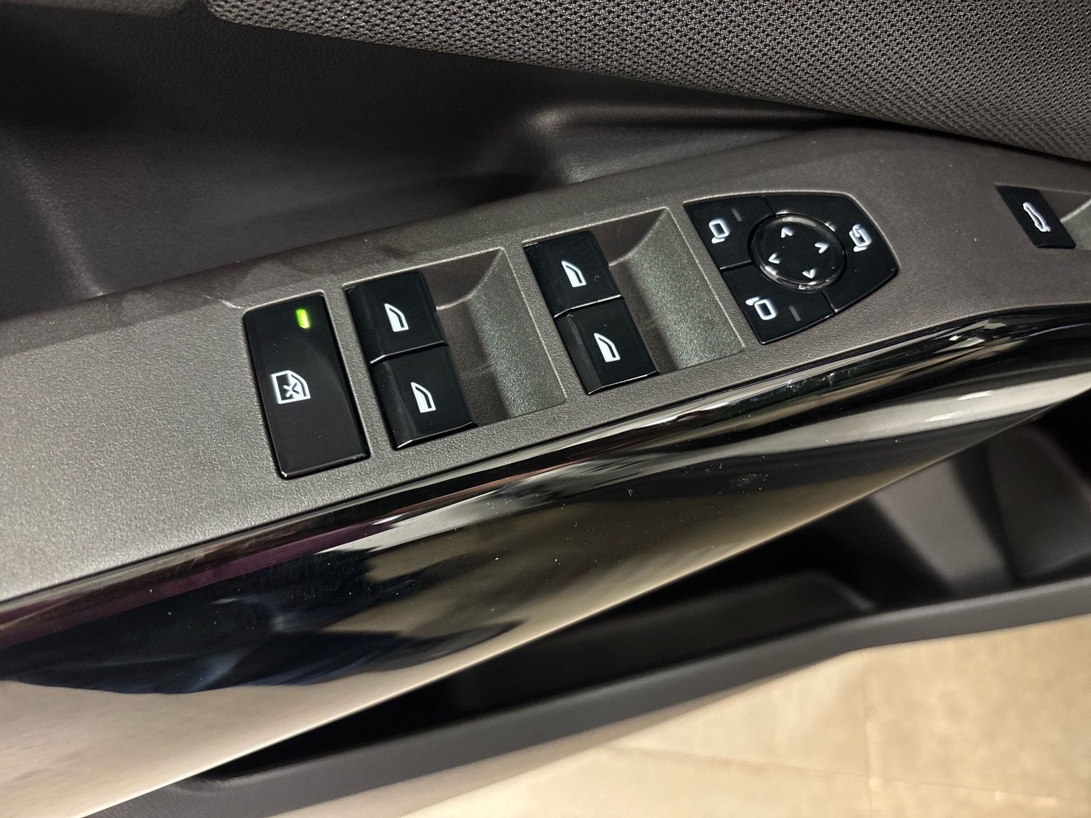 2026 BMW X3 30 - Photo 27