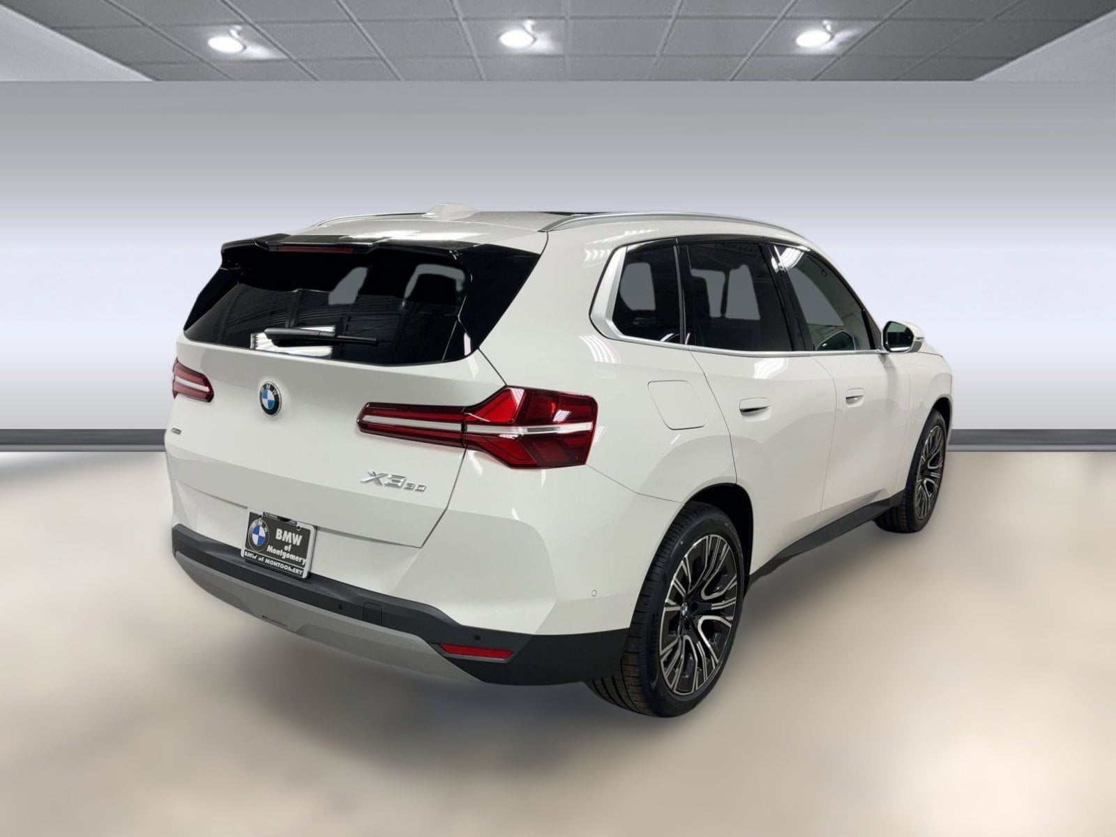 2026 BMW X3 30 xDrive photo 3