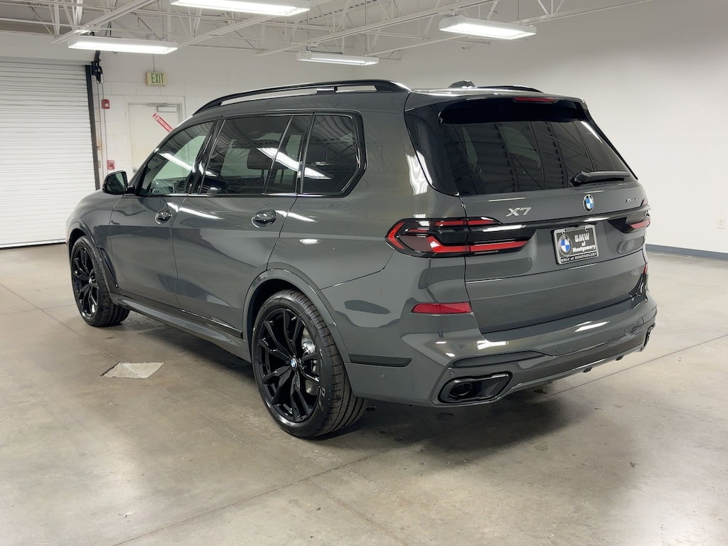 New 2026 BMW X7 xDrive40i SUV