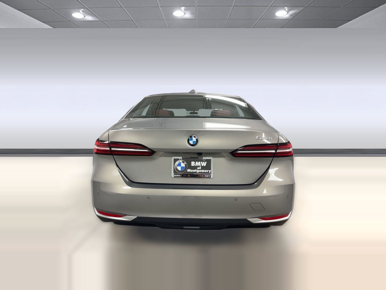 2026 BMW 5 Series 530i - Photo 8
