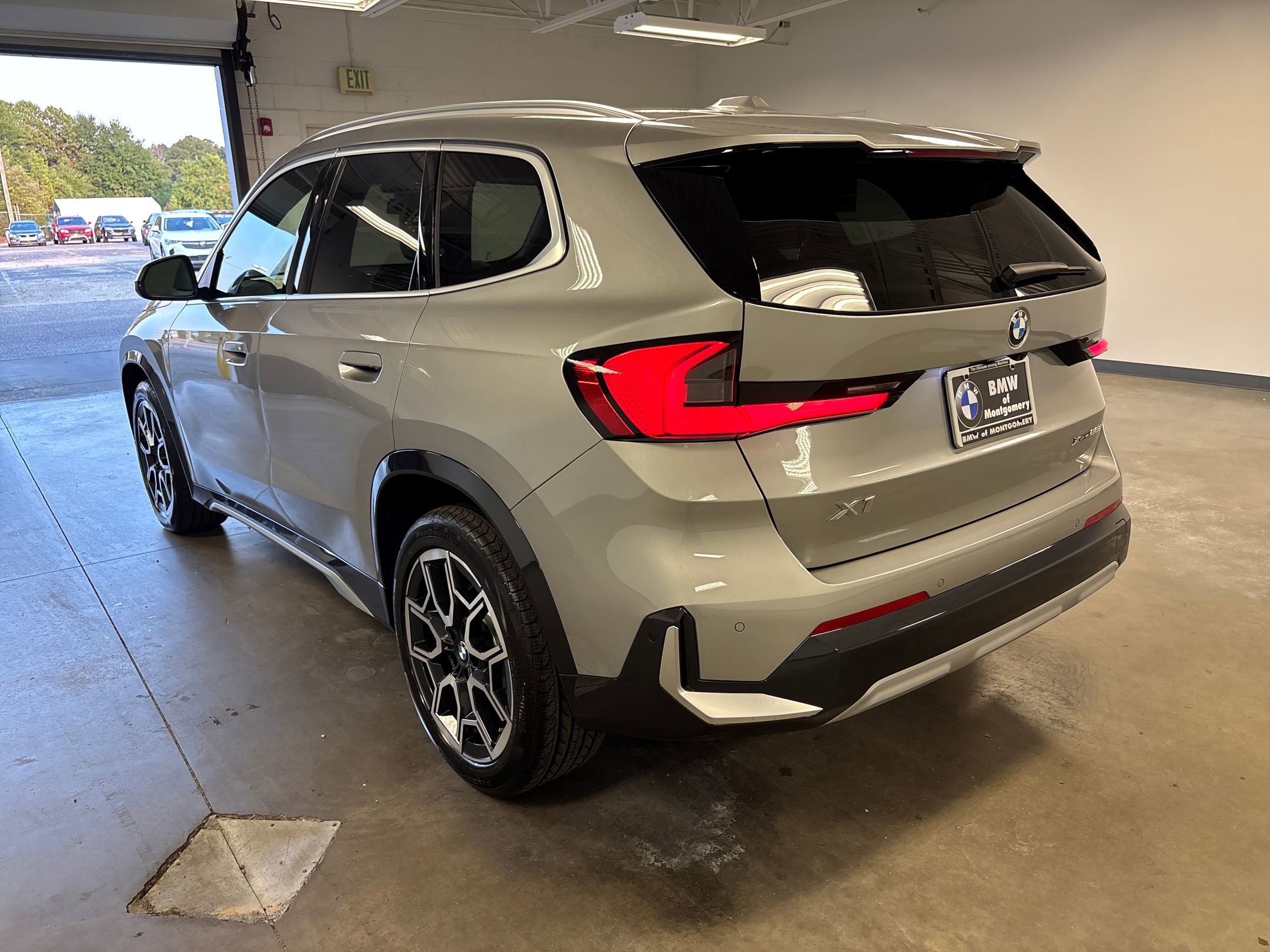 2026 Bmw X1 XDrive28i photo 2