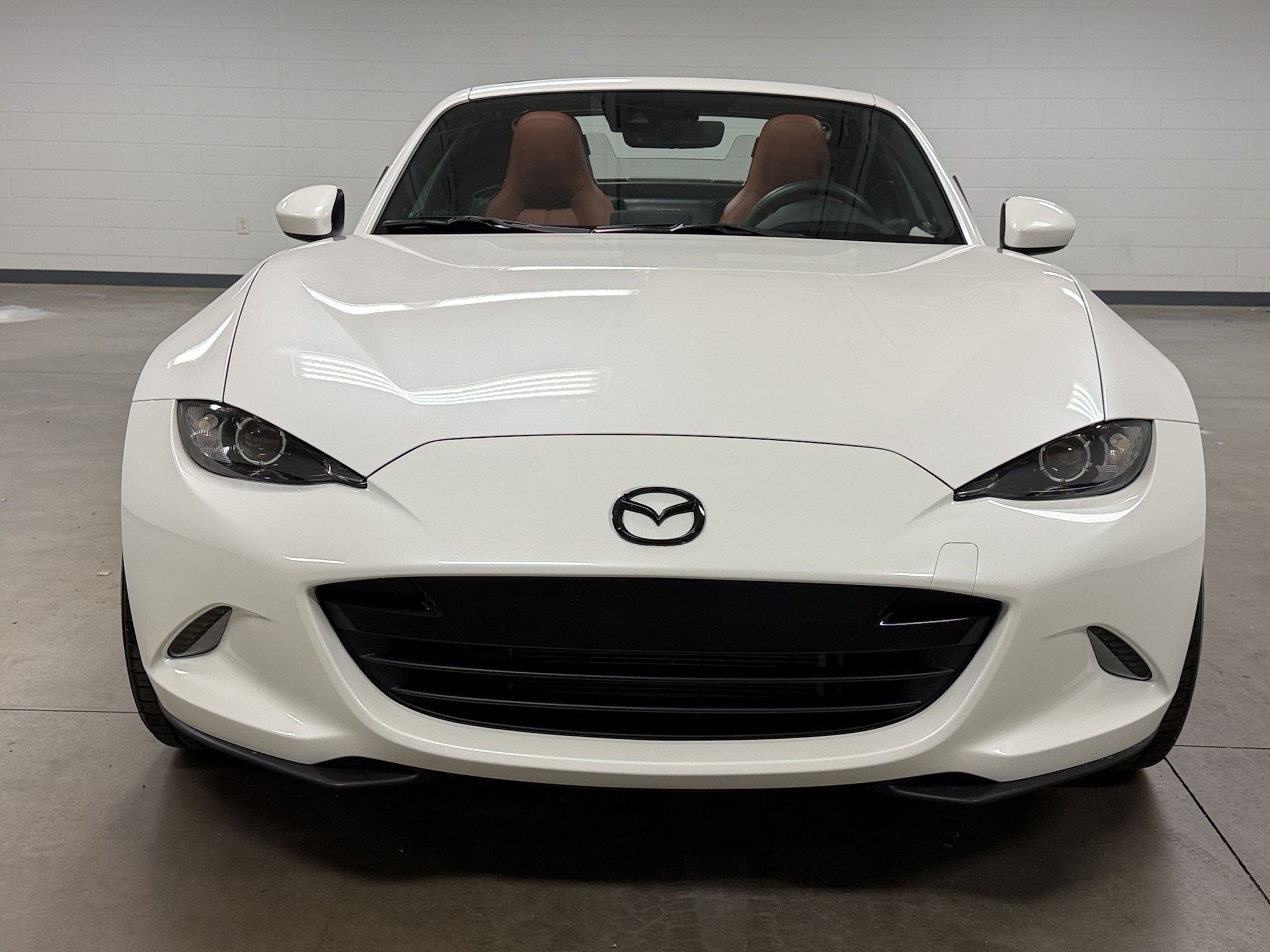 2023 Mazda MX-5 Miata RF Grand Touring Convertible