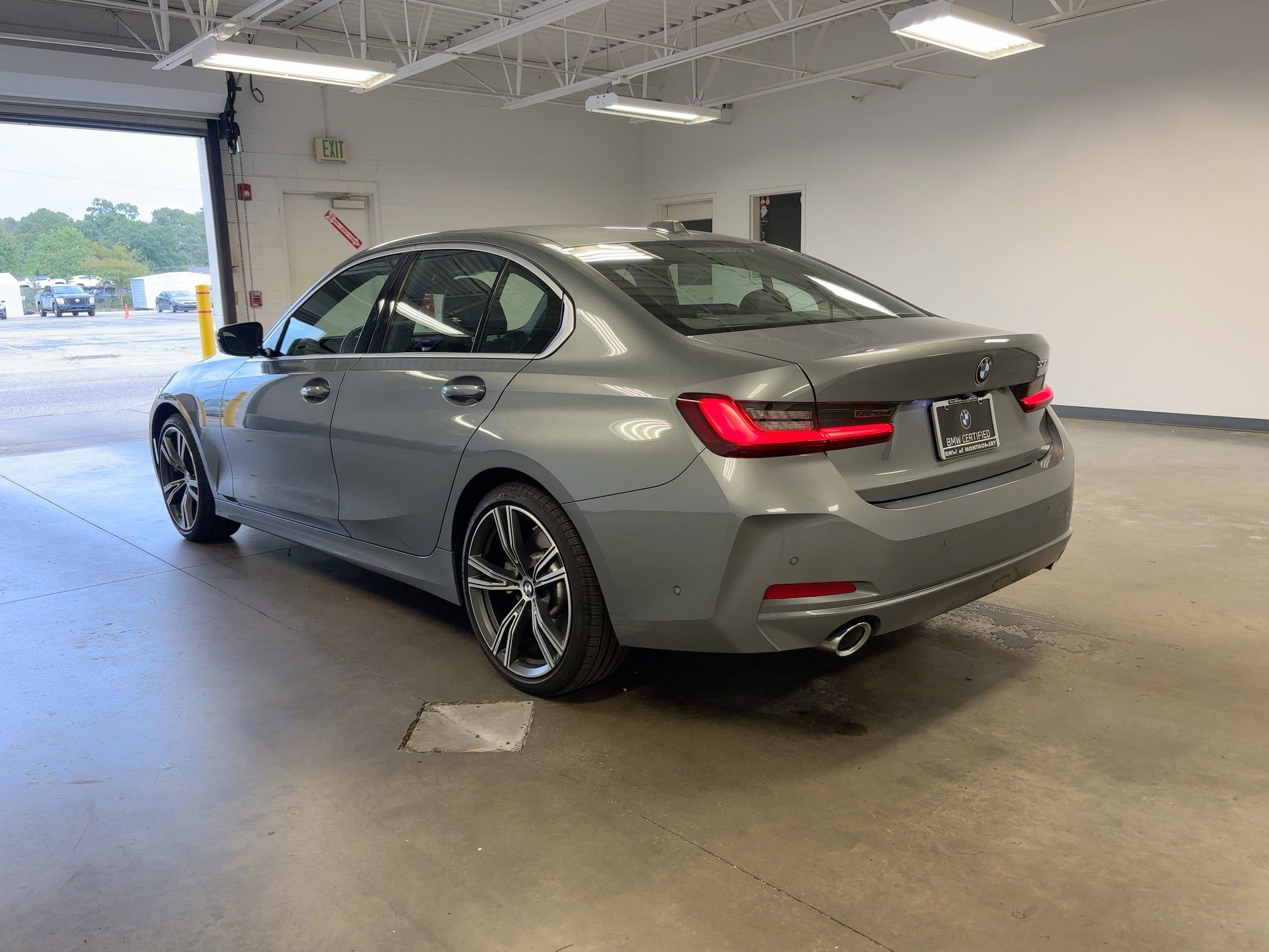 2024 Bmw 330i photo 3