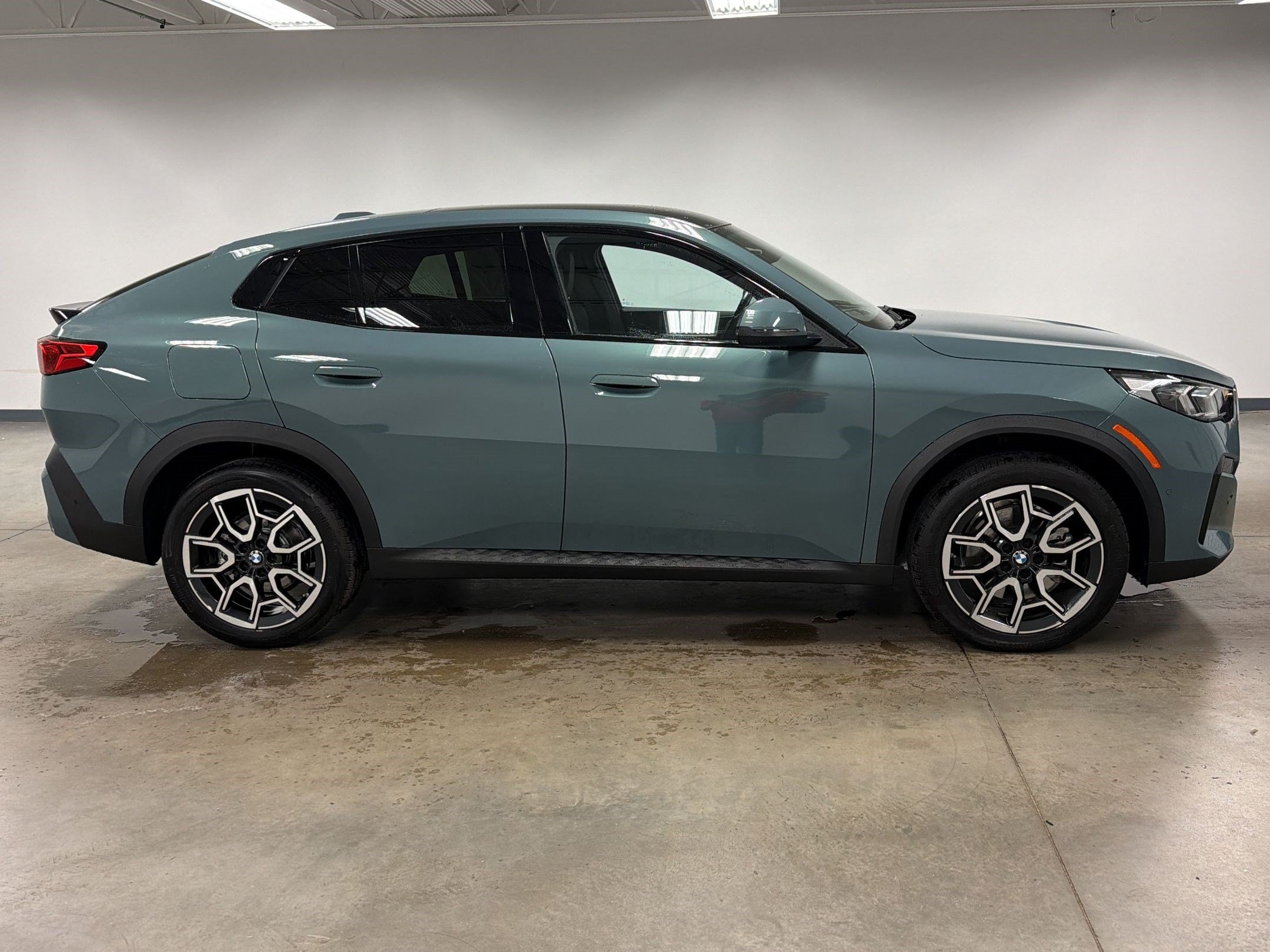 X2 SUV