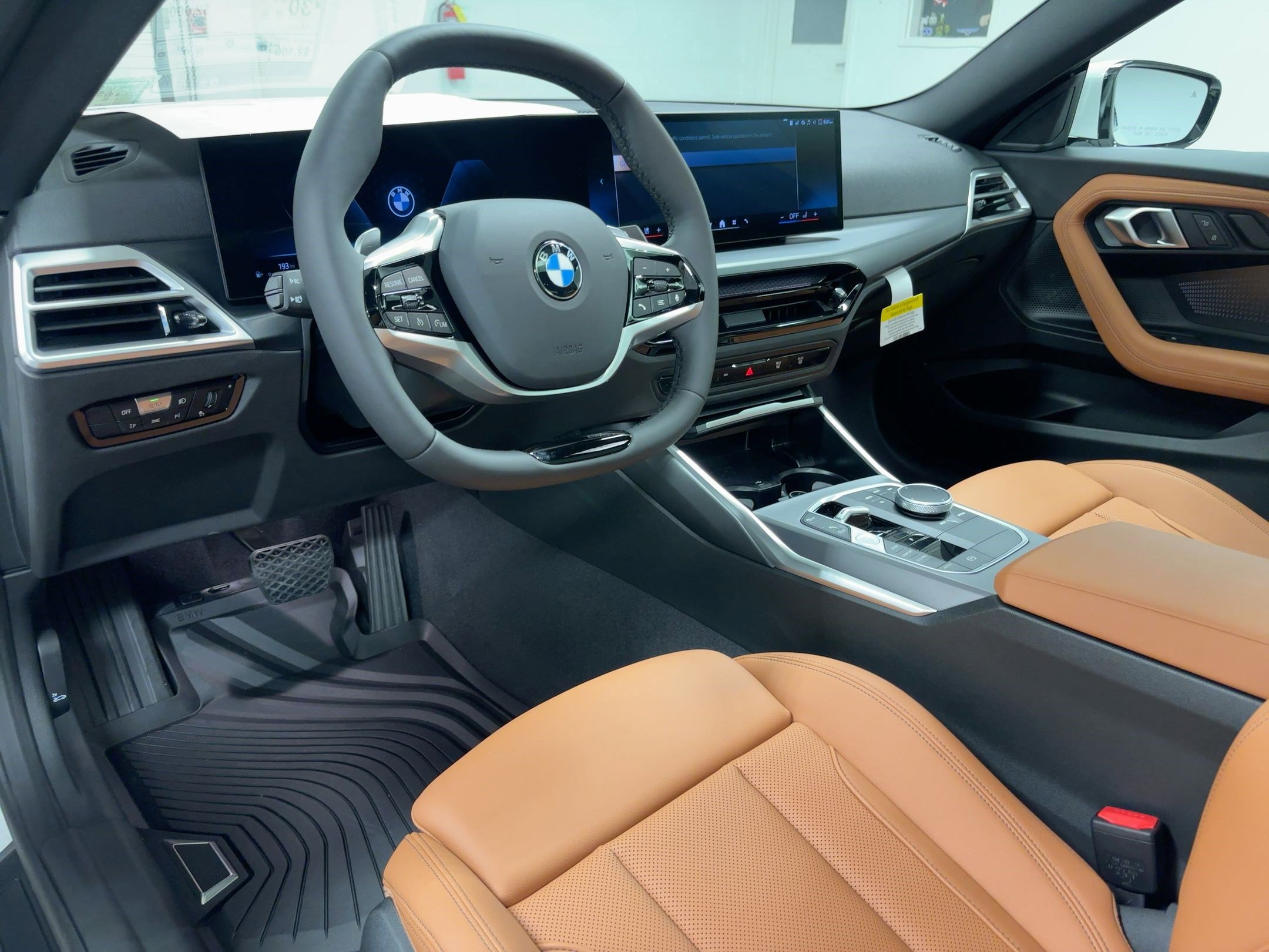 2026 Bmw 230i Coupe photo 4