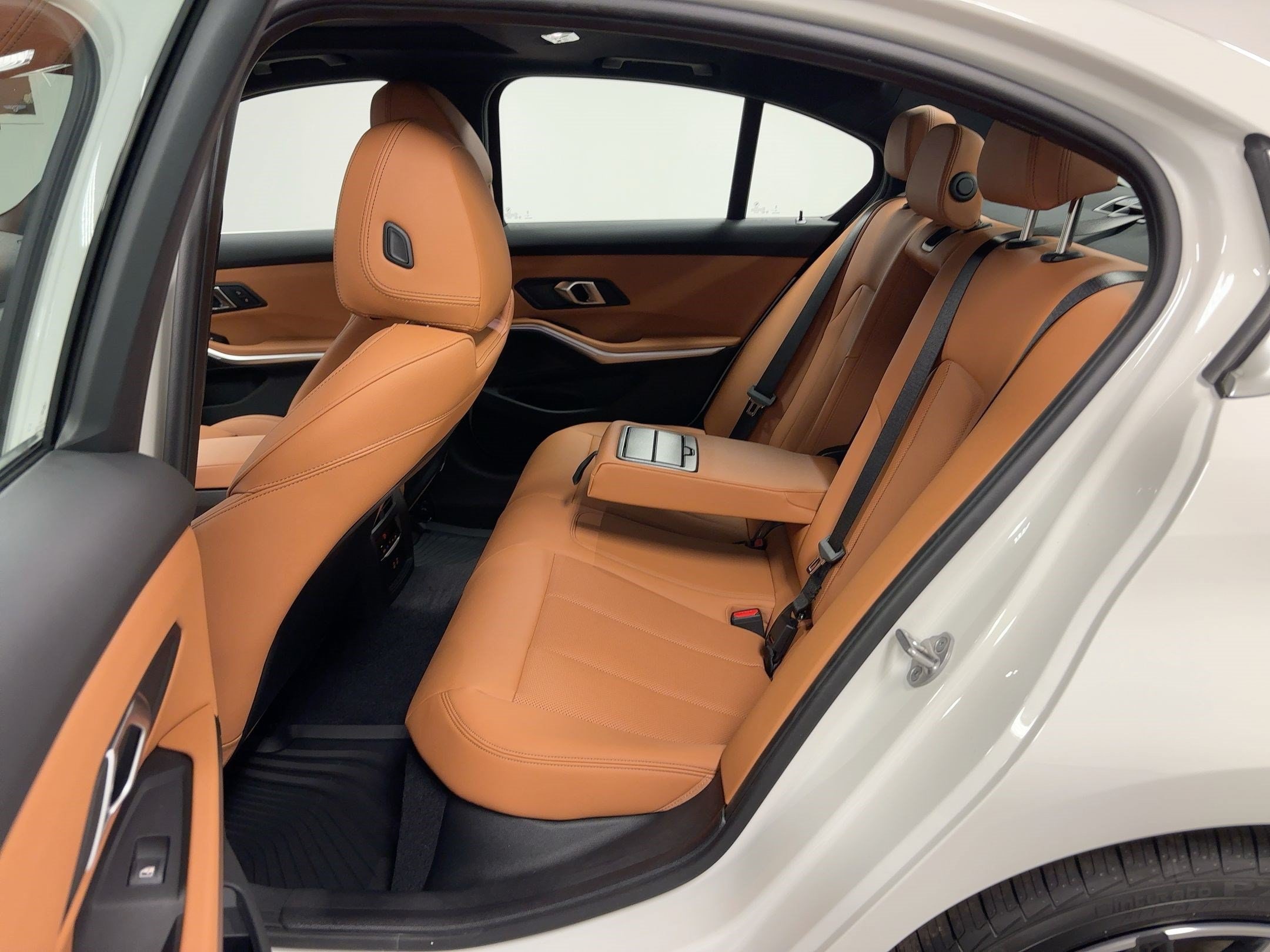 2026 BMW 3 Series 330i - Photo 11