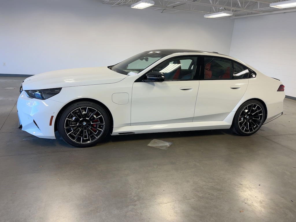 New 2026 BMW M5 Sedan
