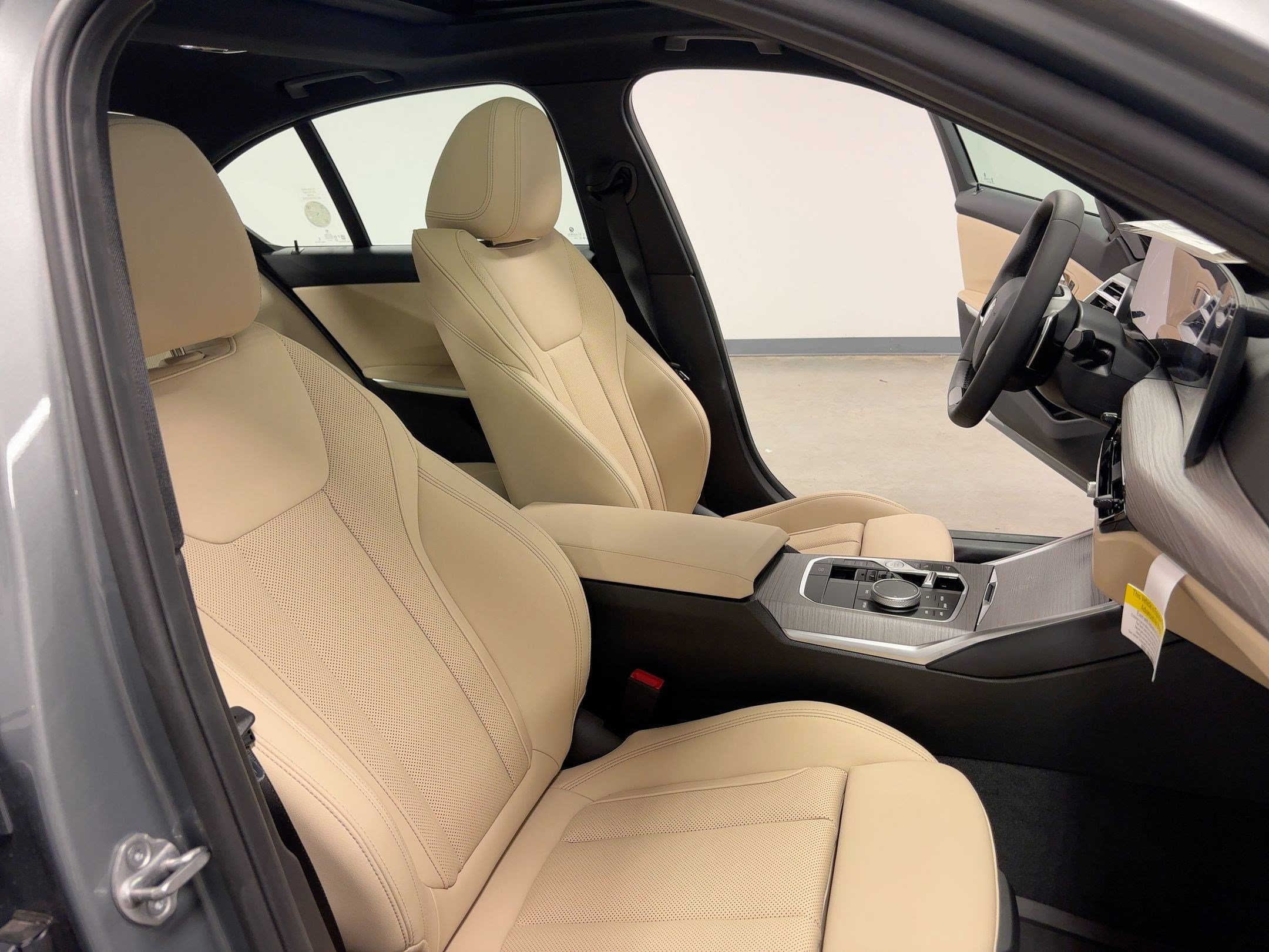 2026 BMW 3 Series 330i - Photo 31