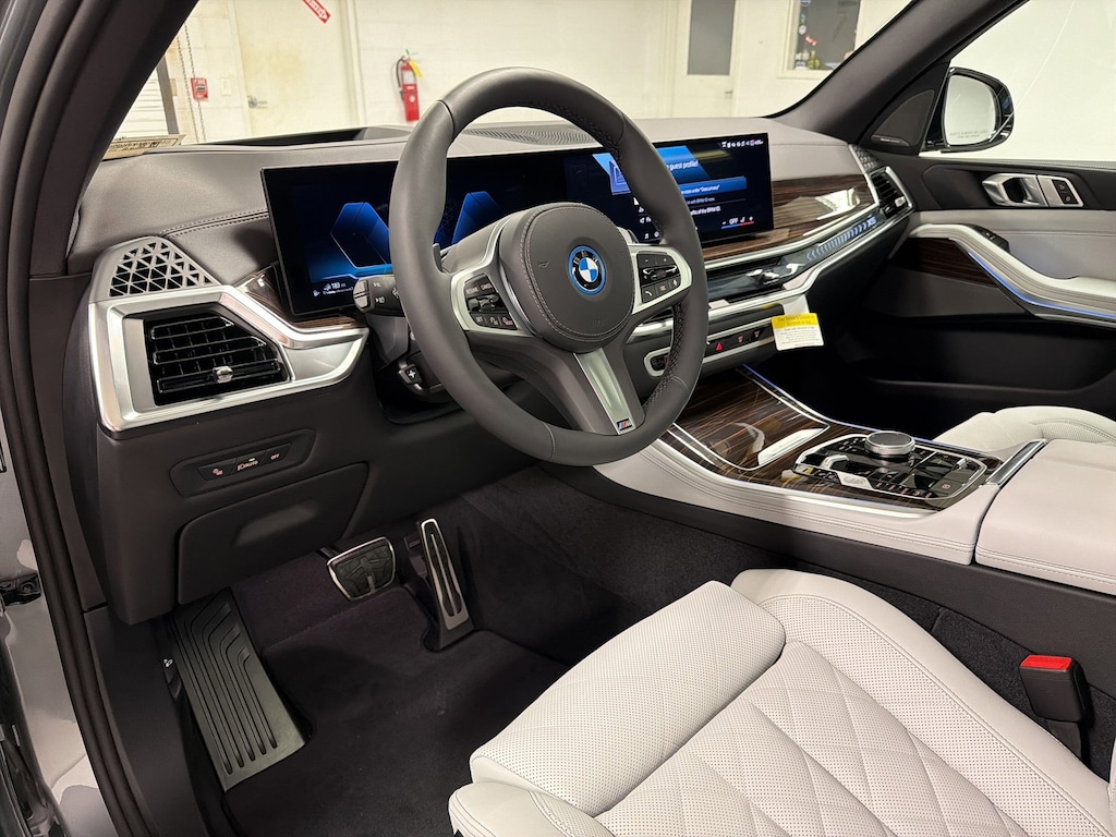 New 2026 BMW X5 PHEV xDrive50e SUV
