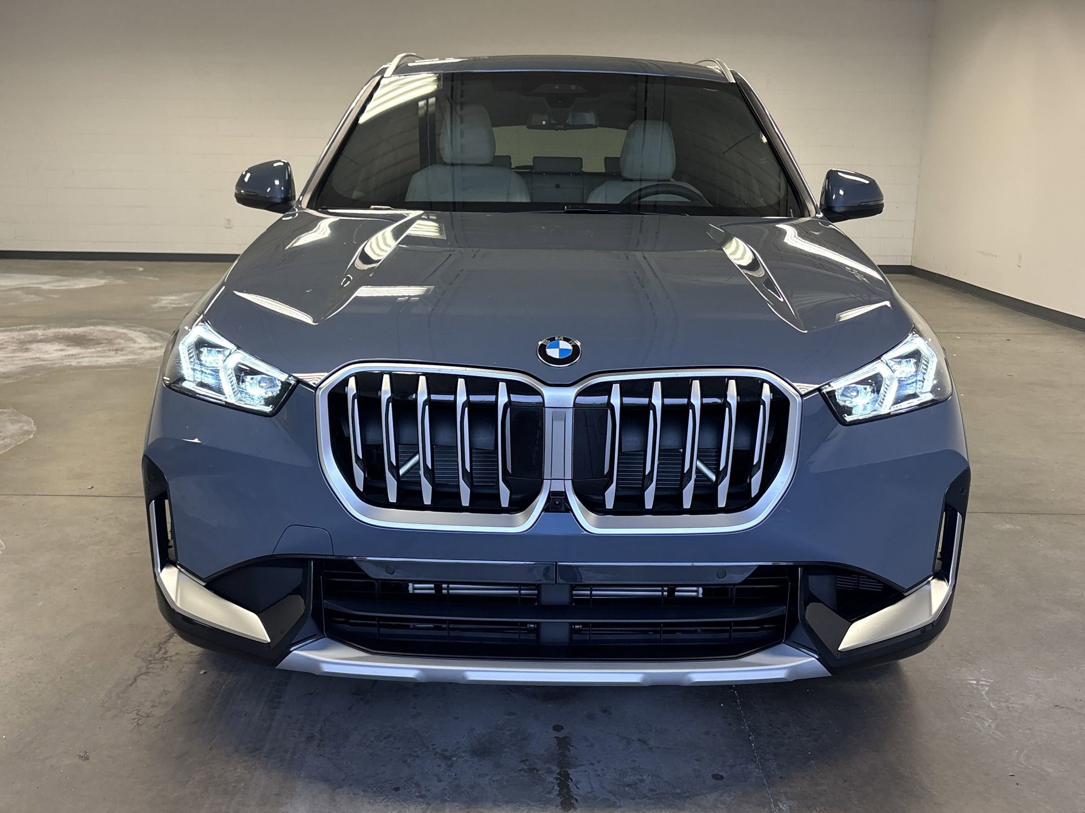 2025 Bmw X1 XDrive28i photo 2