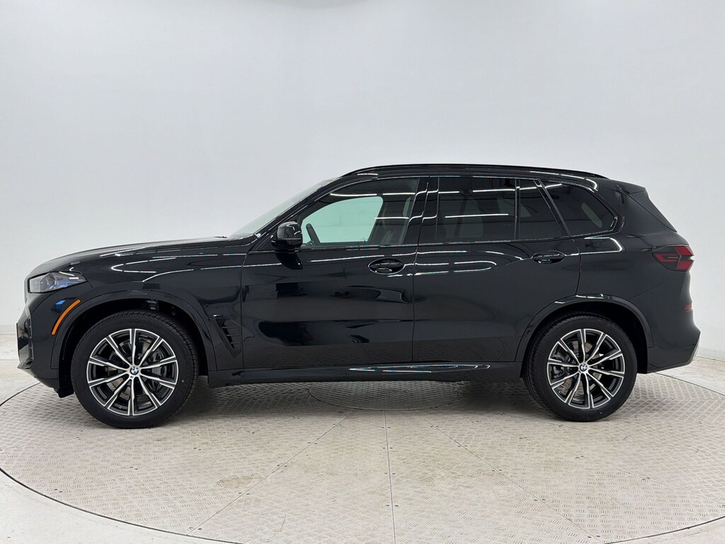 New 2026 BMW X5 xDrive40i SUV