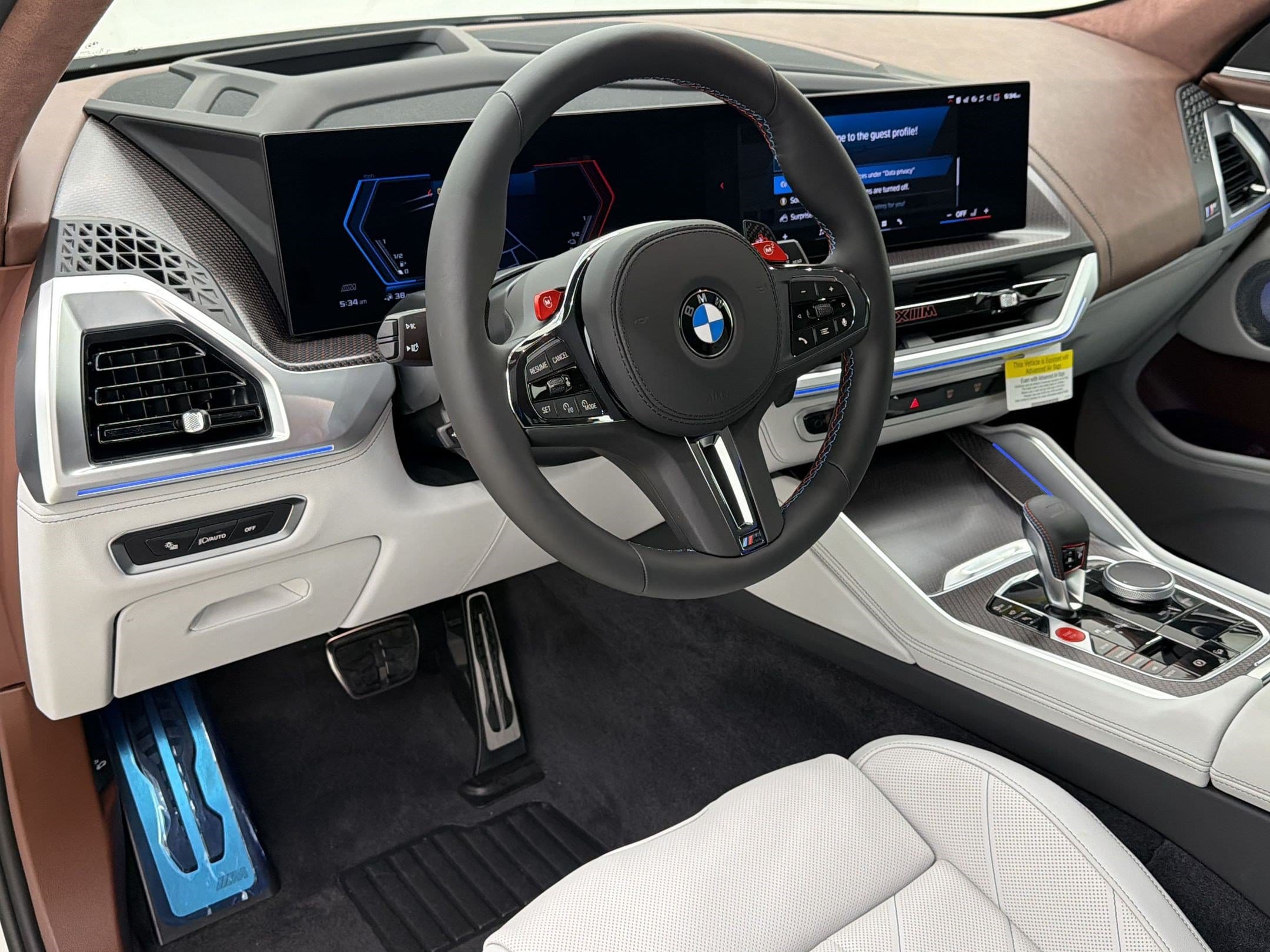 XM Label SUV