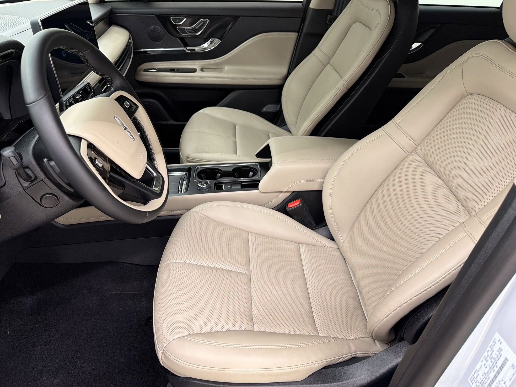 Corsair Premiere SUV