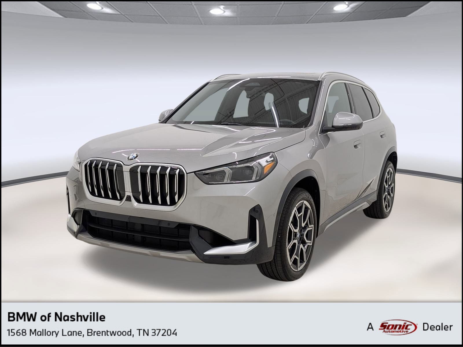 2025 BMW X1 28i's photo