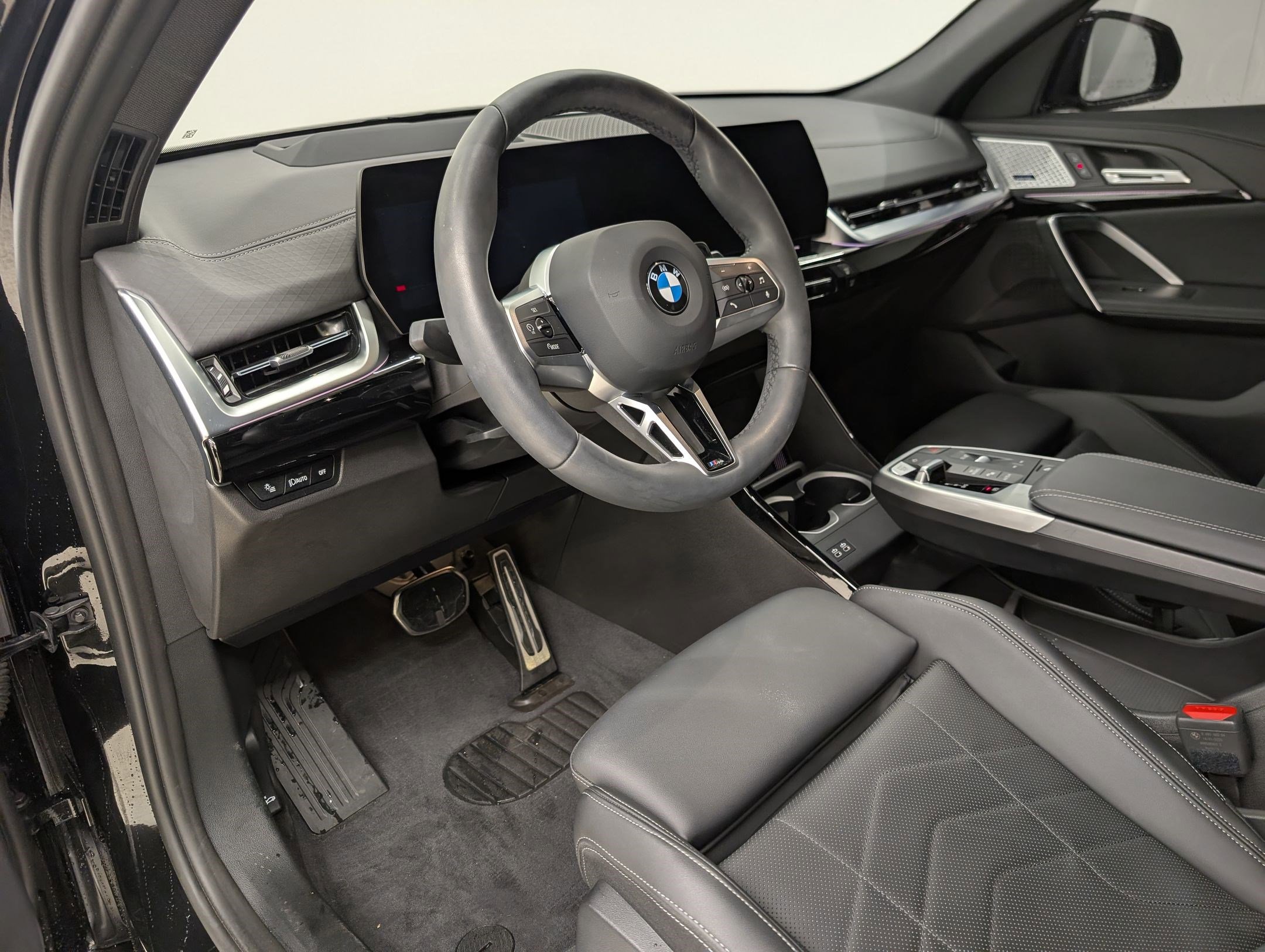 2025 Bmw X2 xDrive28i photo 4