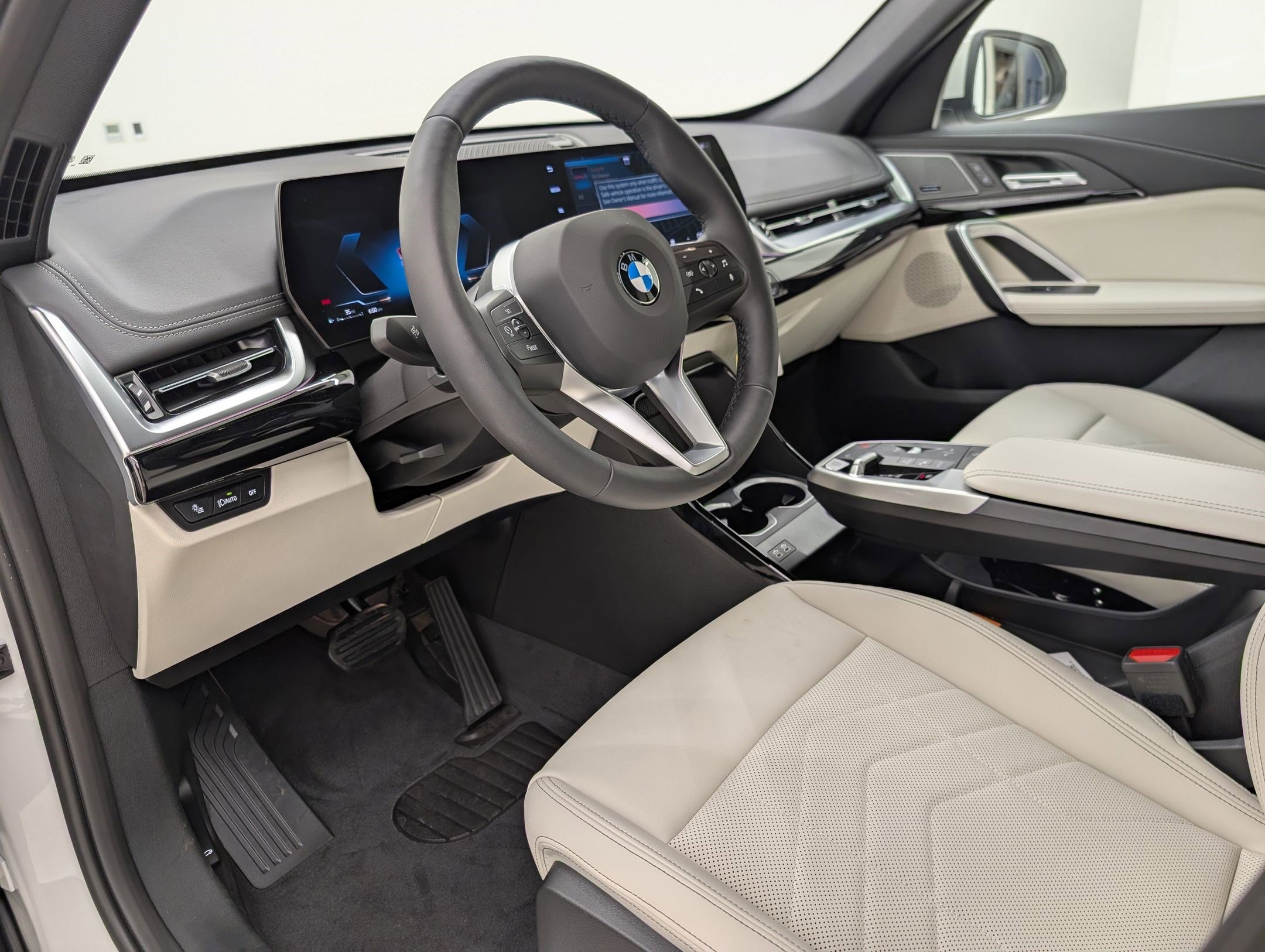 2026 Bmw X1 XDrive28i photo 4