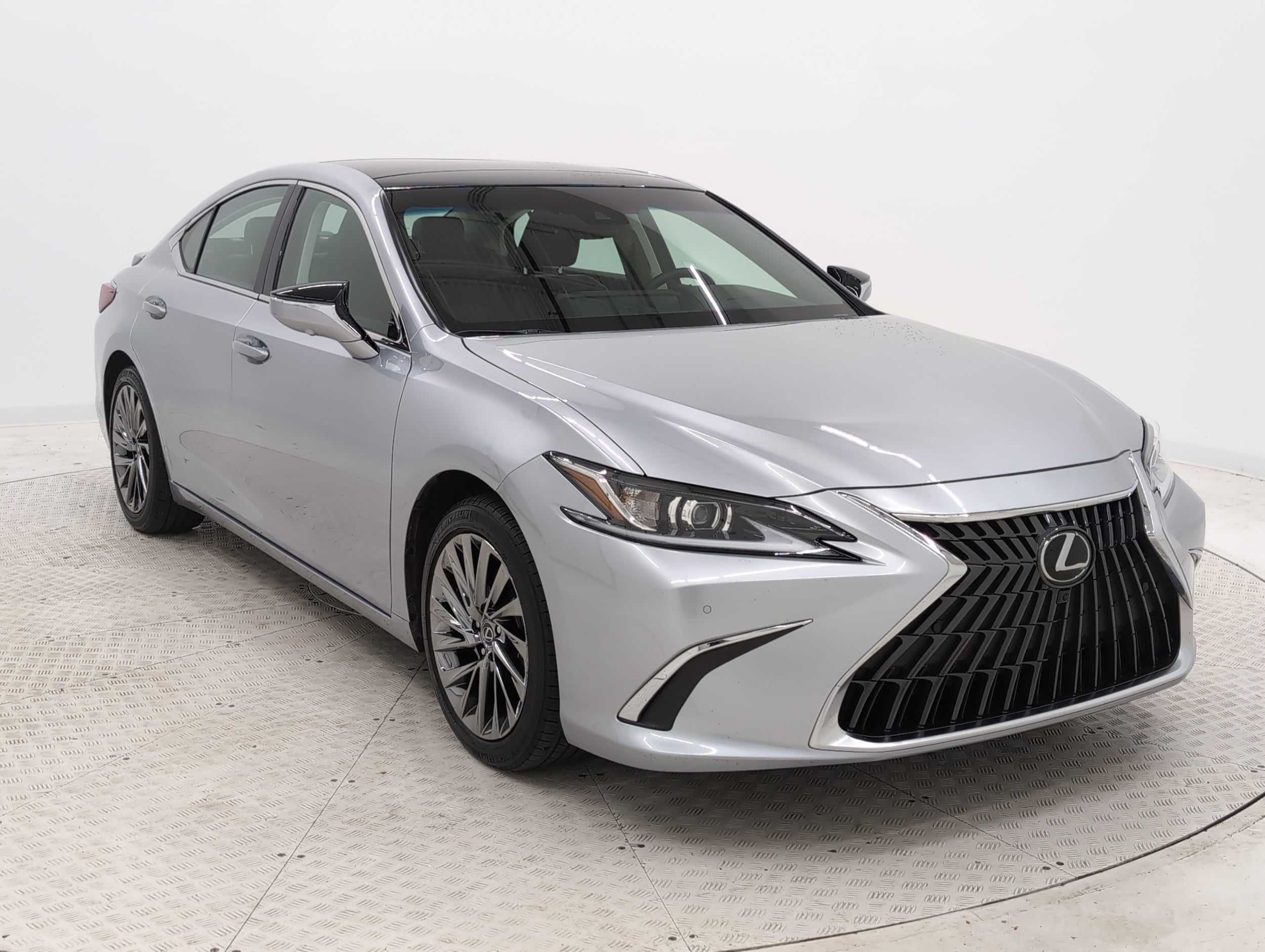 Used 2024 Lexus ES 350 Luxury with VIN 58AEZ1B15RU171179 for sale in Nashville, TN